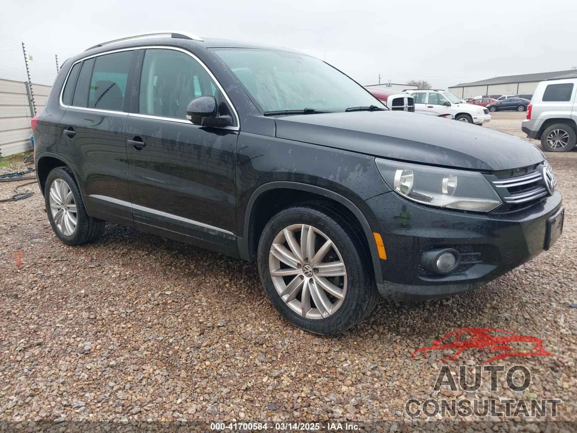VOLKSWAGEN TIGUAN 2015 - WVGAV7AX2FW506912