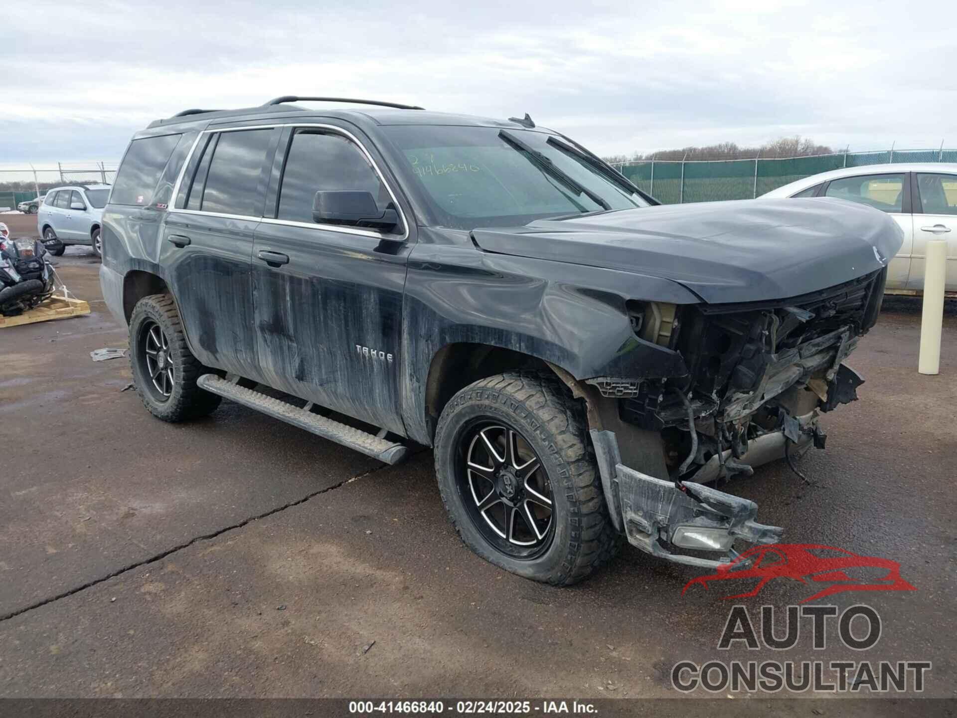 CHEVROLET TAHOE 2017 - 1GNSKBKC7HR178685