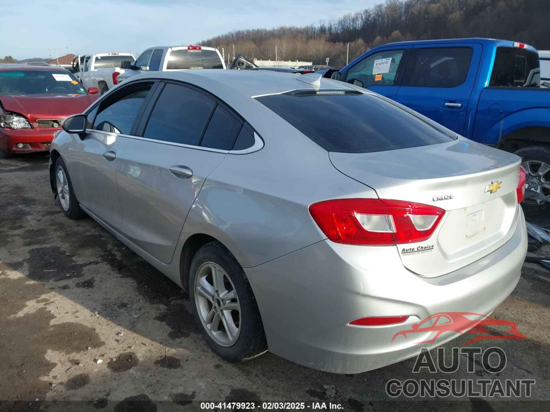 CHEVROLET CRUZE 2017 - 1G1BE5SM6H7137124