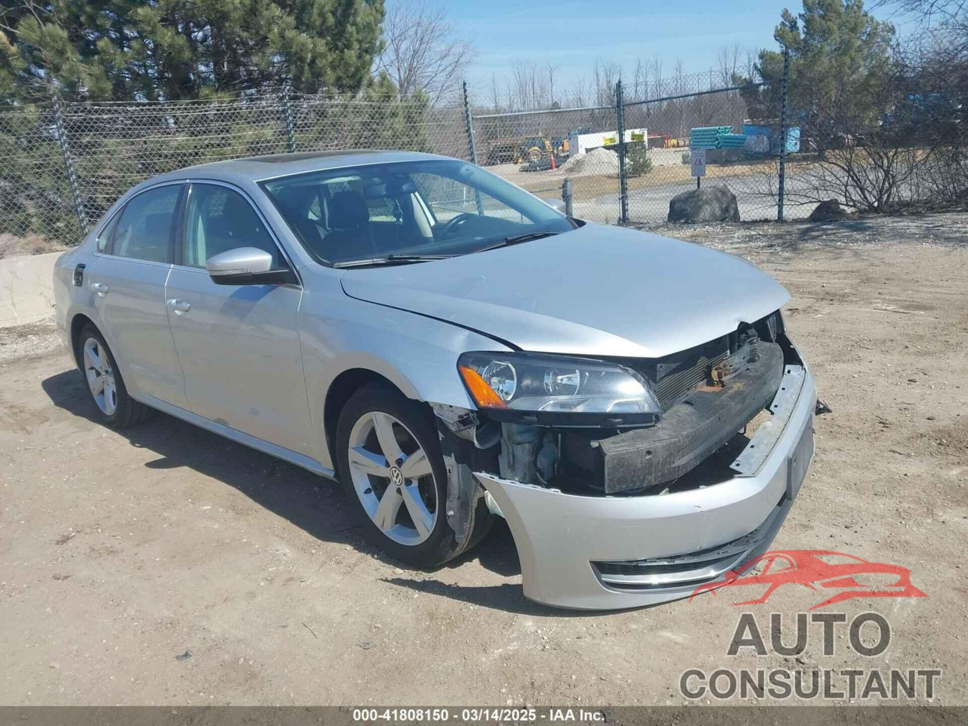 VOLKSWAGEN PASSAT 2013 - 1VWBH7A33DC145554