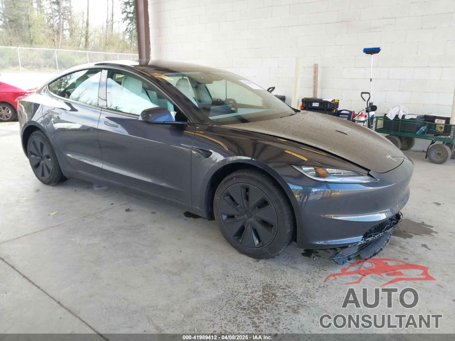 TESLA MODEL 3 2025 - 5YJ3E1EA8SF930920