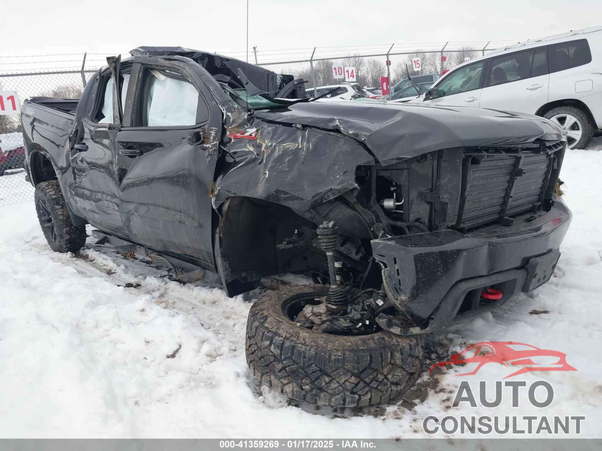 CHEVROLET SILVERADO 1500 2020 - 1GCPYFEDXLZ341363