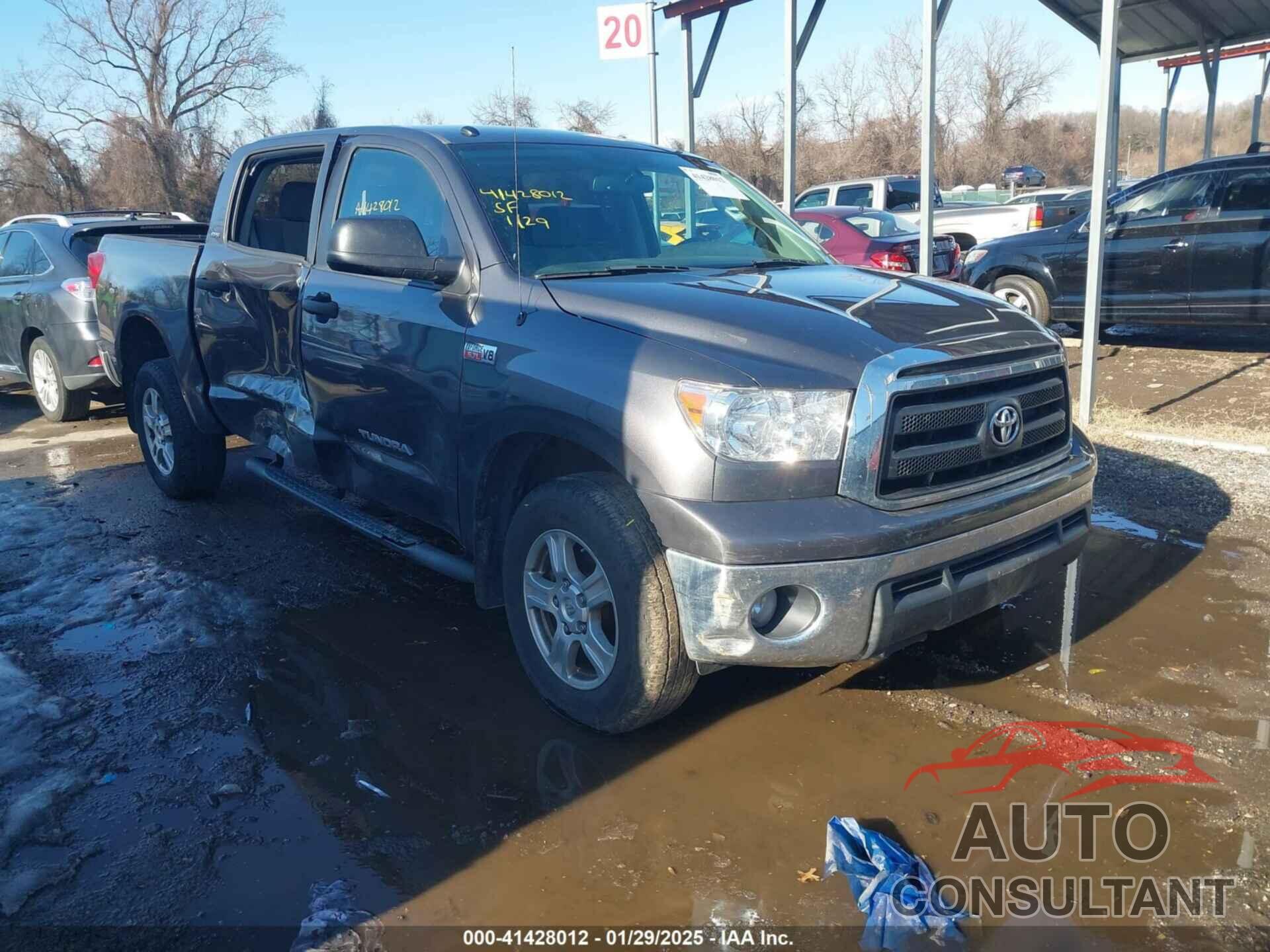 TOYOTA TUNDRA 2011 - 5TFDY5F16BX188833