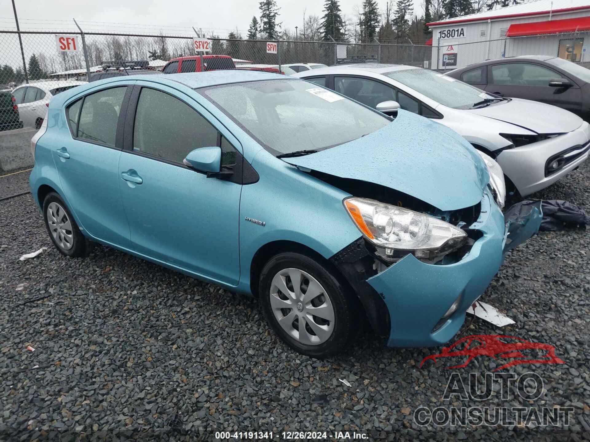 TOYOTA PRIUS C 2013 - JTDKDTB38D1051302