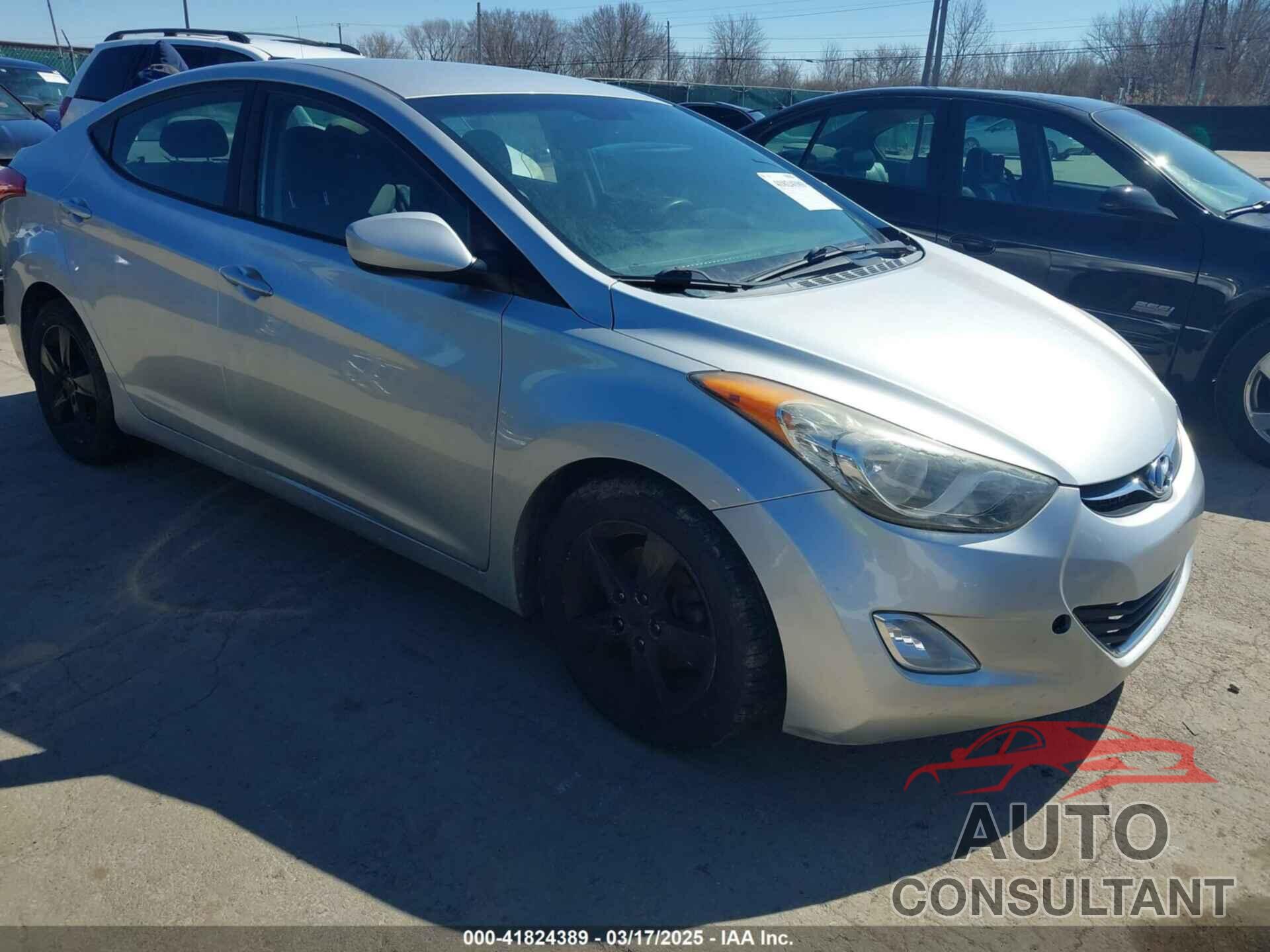 HYUNDAI ELANTRA 2013 - 5NPDH4AE9DH178588