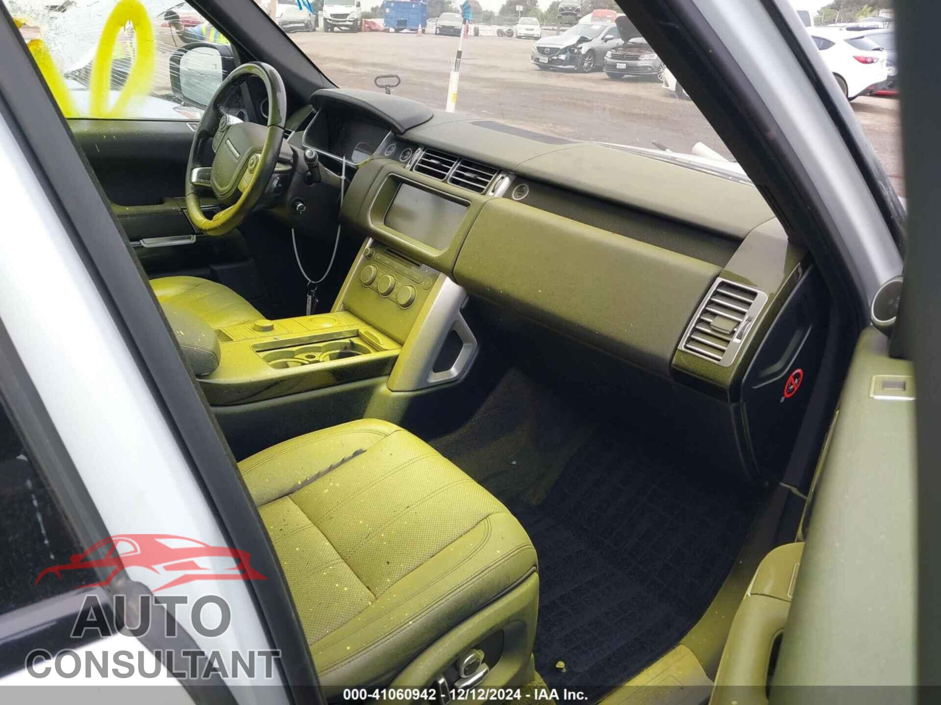LAND ROVER RANGE ROVER 2017 - SALGS2FE0HA371875