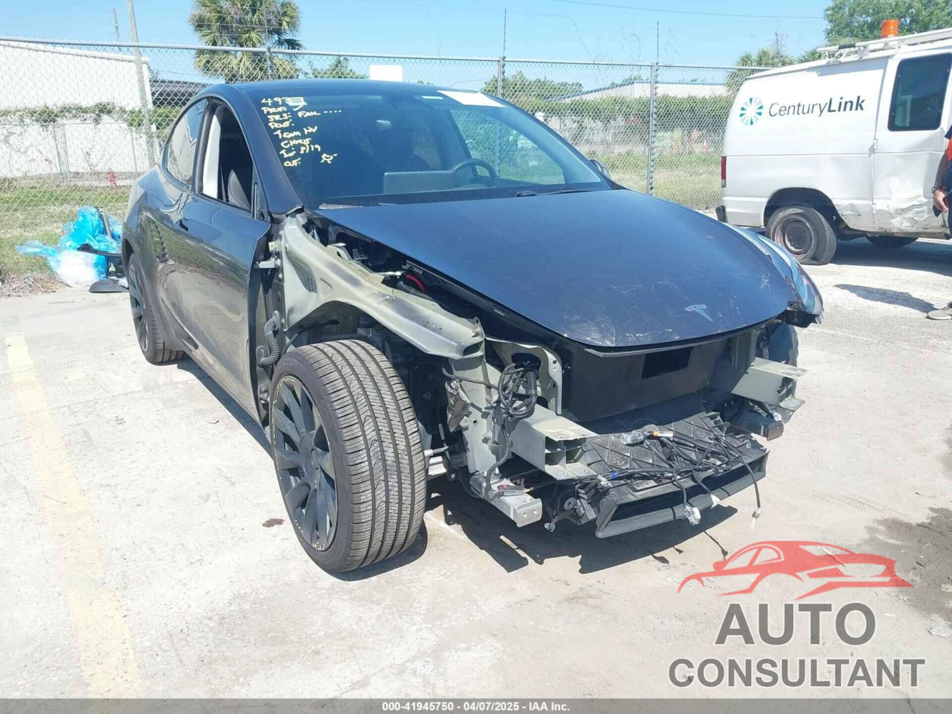TESLA MODEL Y 2021 - 5YJYGDEE4MF076791