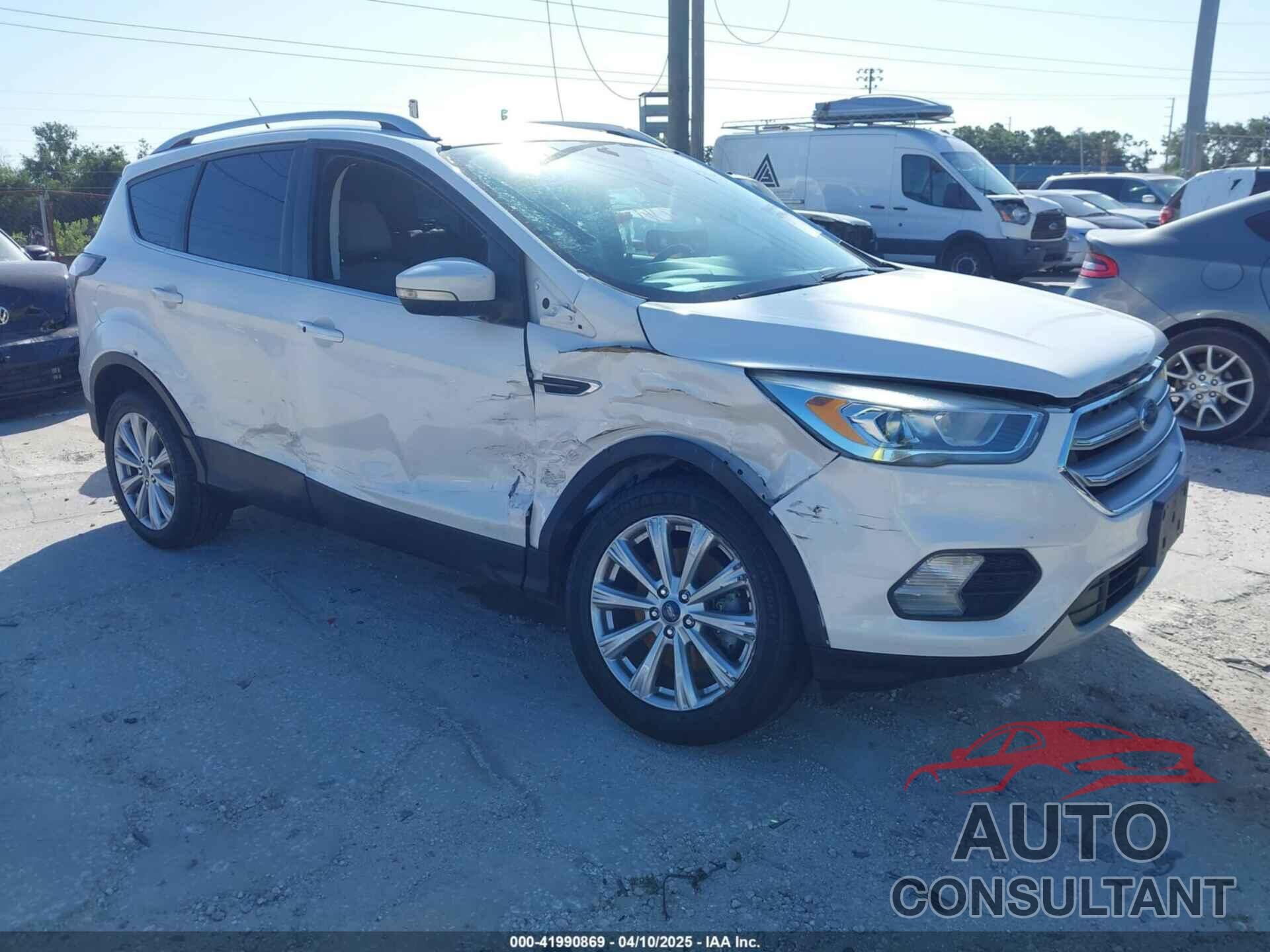 FORD ESCAPE 2017 - 1FMCU9JDXHUE03734