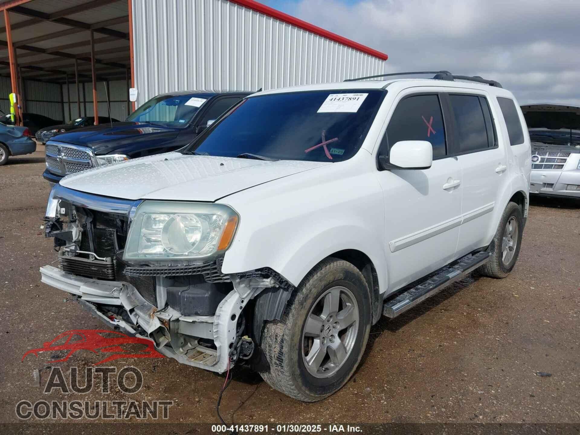 HONDA PILOT 2011 - 5FNYF4H53BB010079