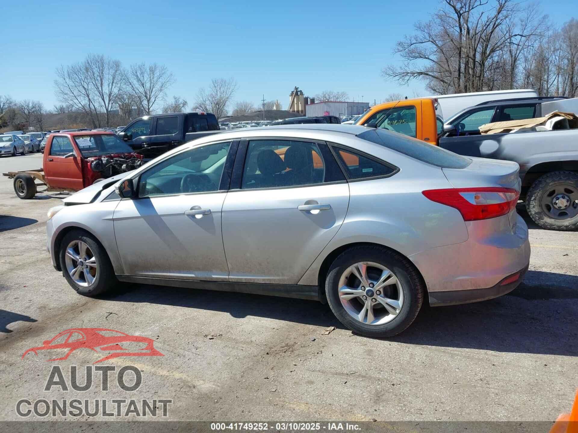FORD FOCUS 2014 - 1FADP3F24EL239148