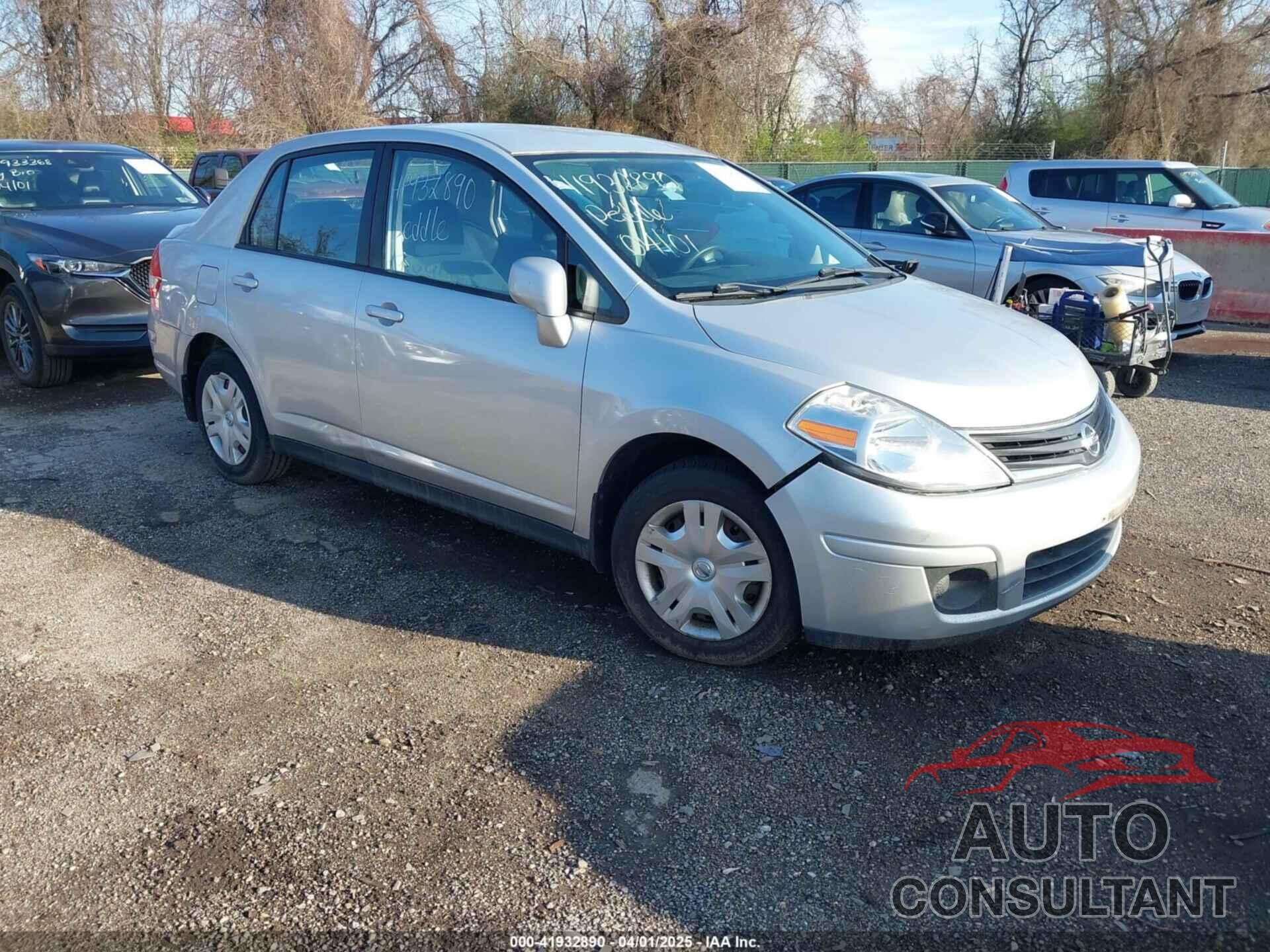 NISSAN VERSA 2011 - 3N1BC1AP5BL432979