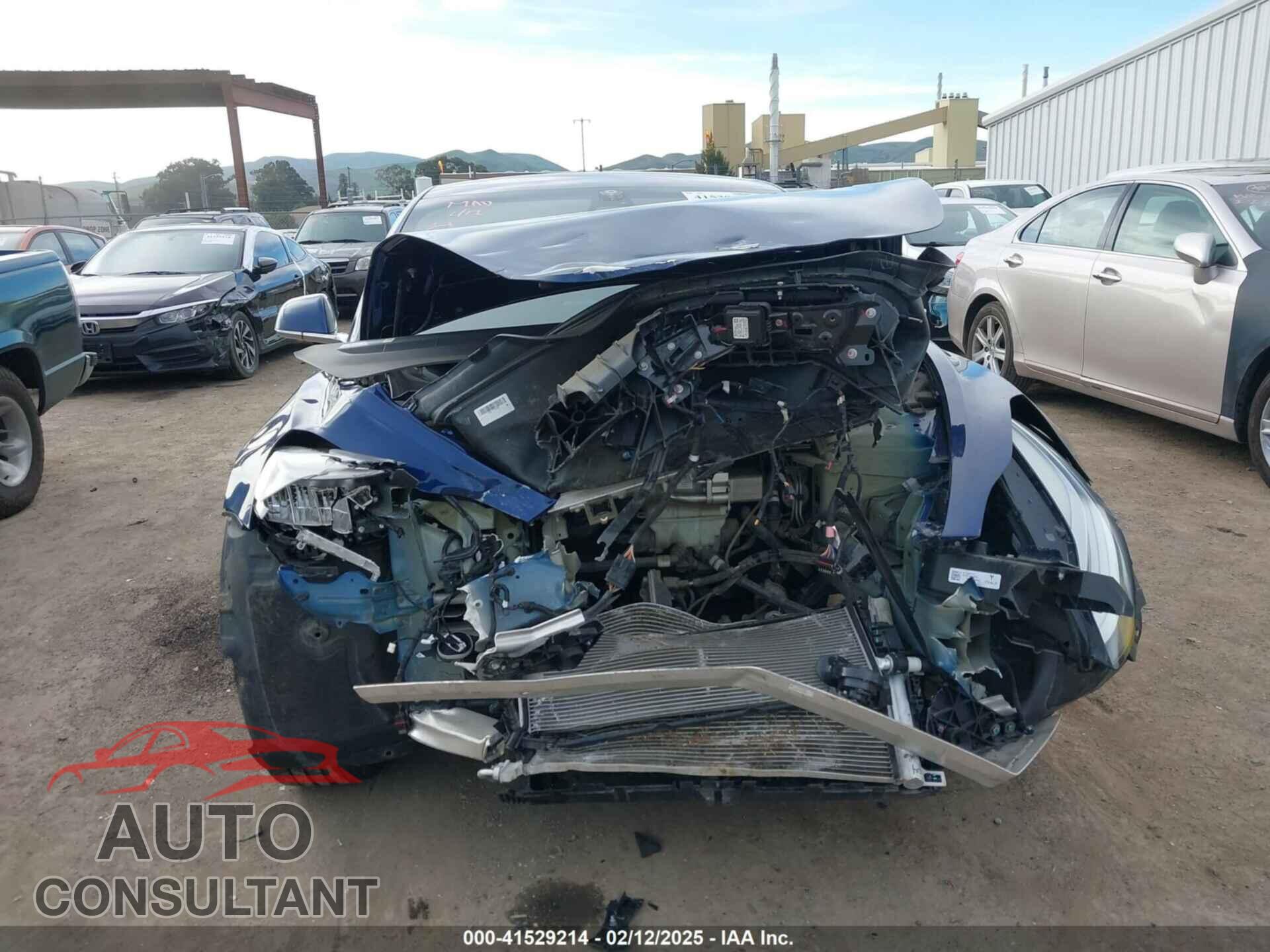 TESLA MODEL 3 2018 - 5YJ3E1EA3JF043451