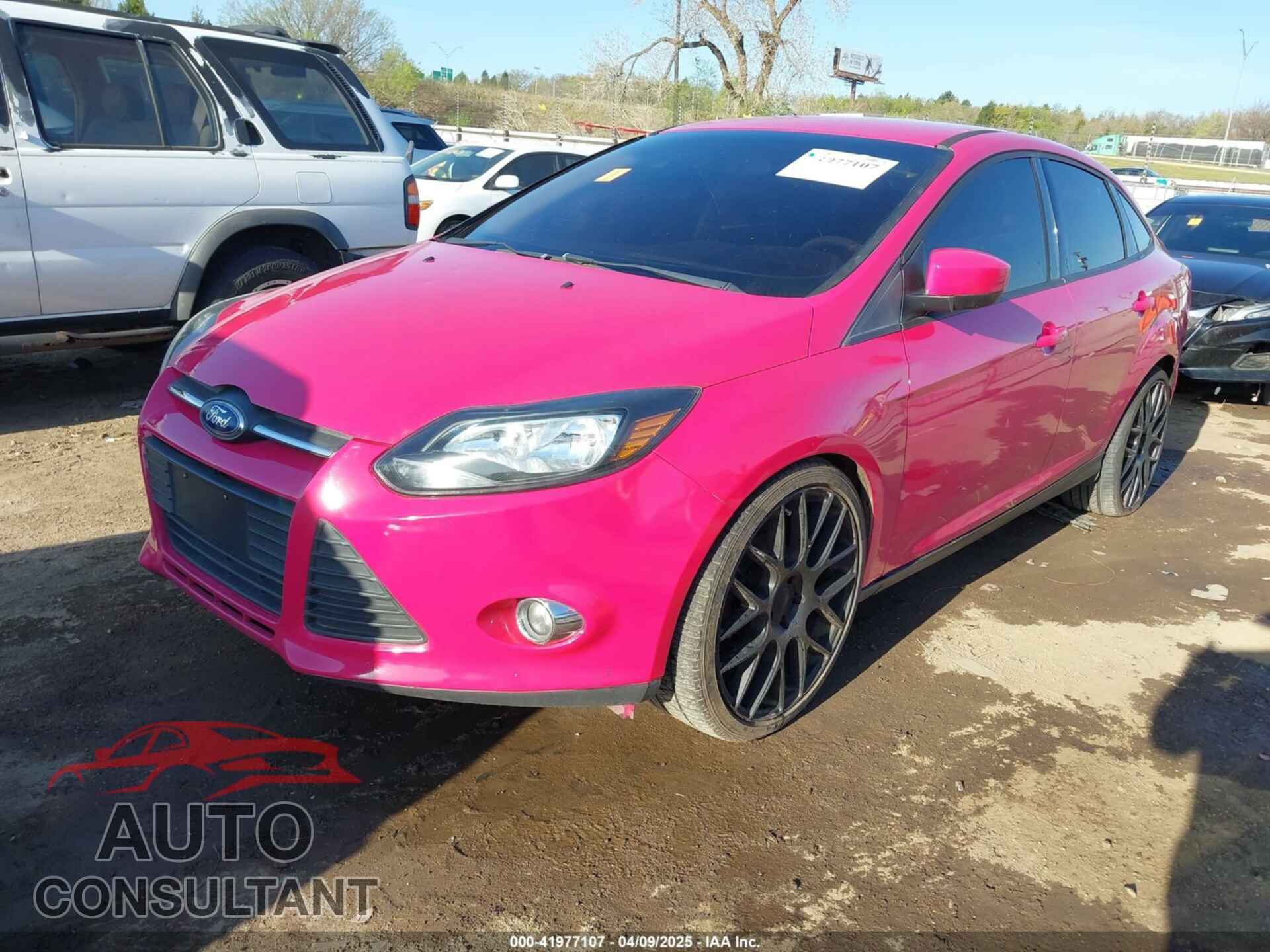 FORD FOCUS 2012 - 1FAHP3F2XCL211644