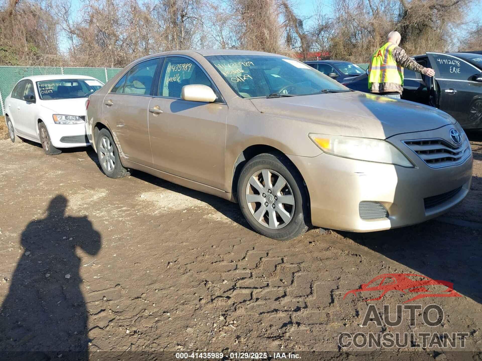TOYOTA CAMRY 2011 - 4T1BF3EK2BU171116