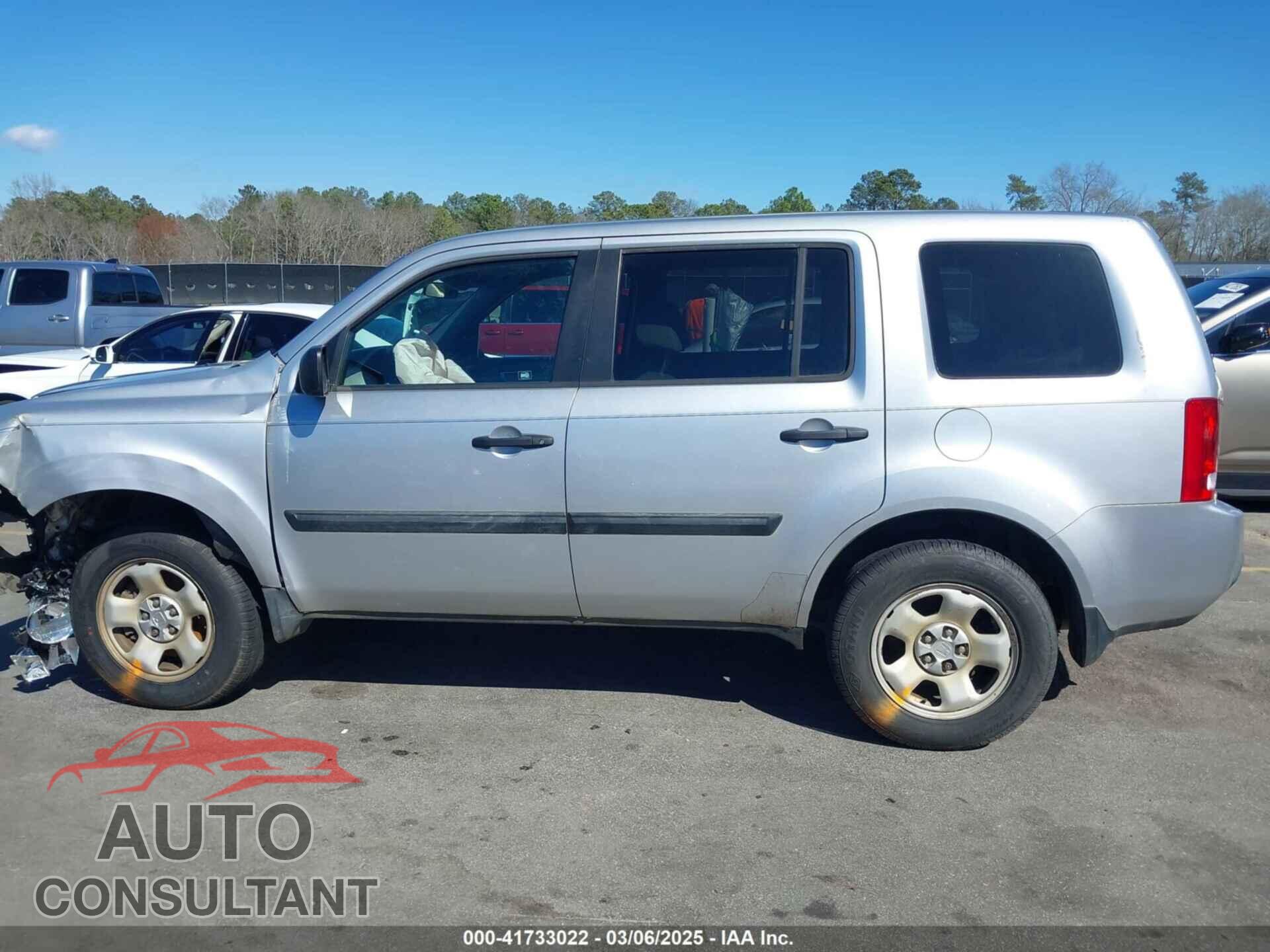 HONDA PILOT 2011 - 5FNYF3H24BB043575