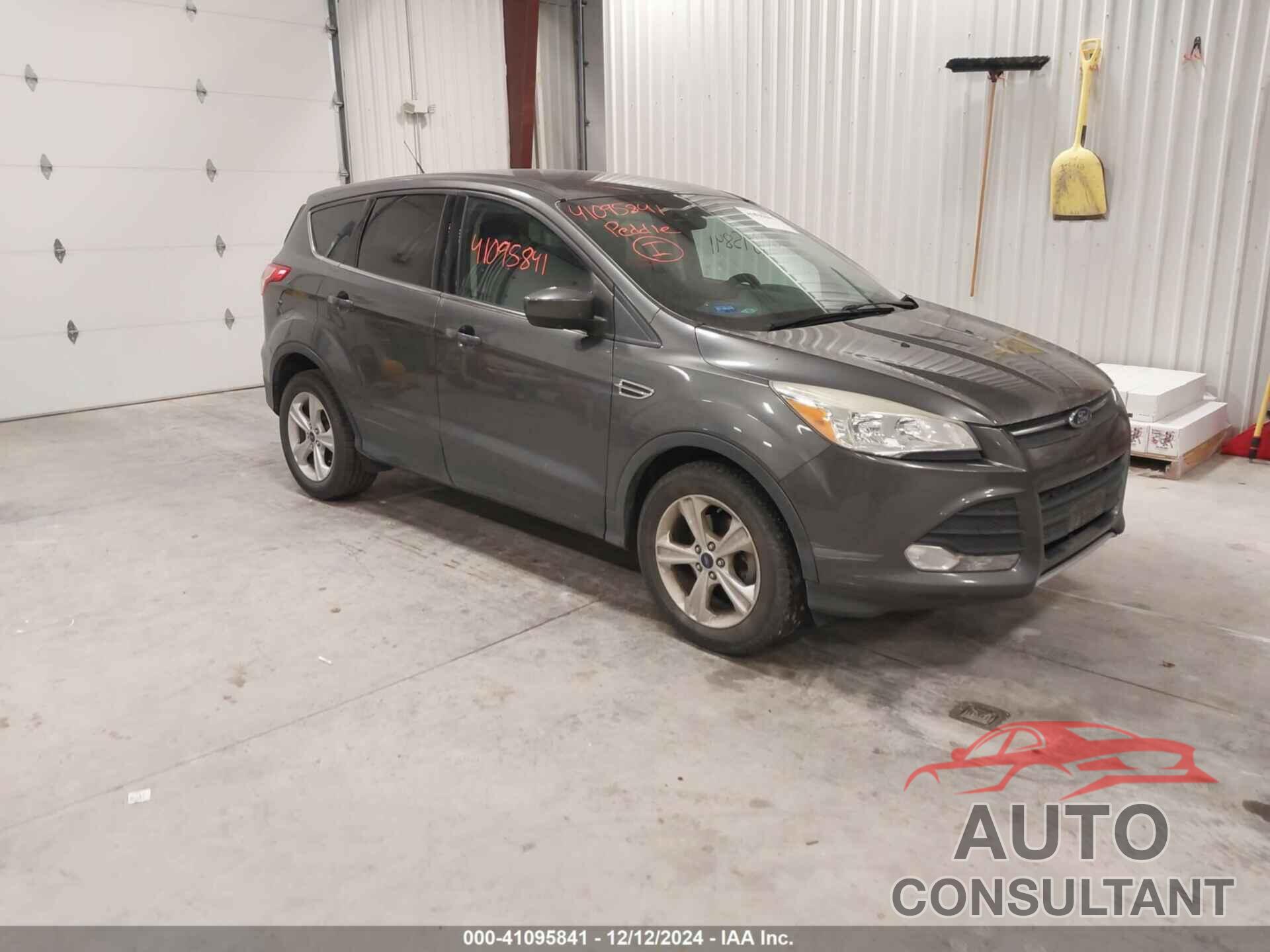 FORD ESCAPE 2015 - 1FMCU0GX3FUC62449