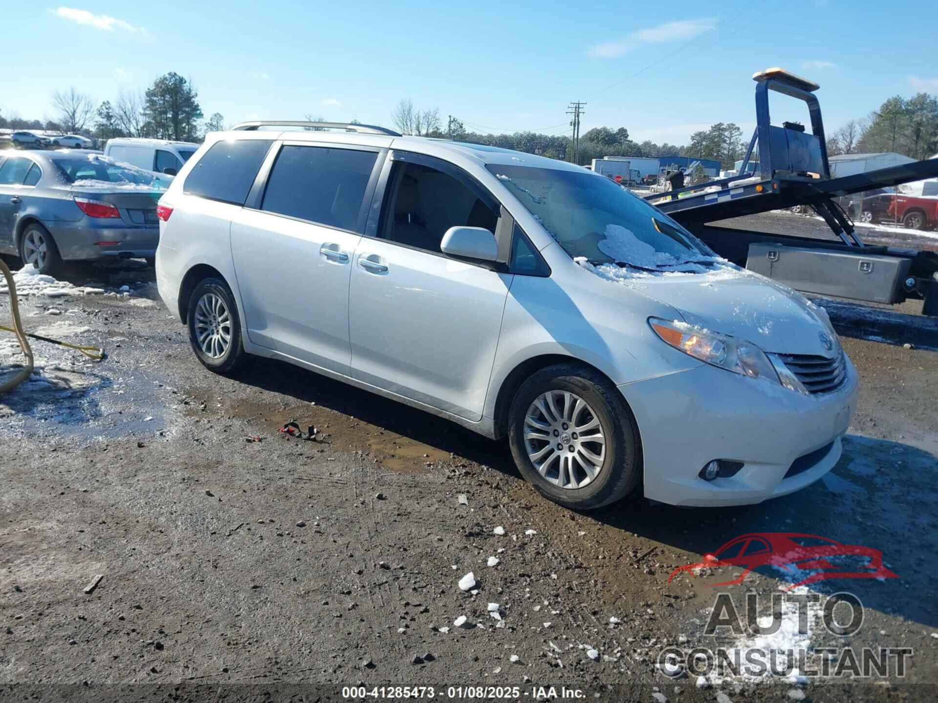 TOYOTA SIENNA 2016 - 5TDYK3DC9GS756291