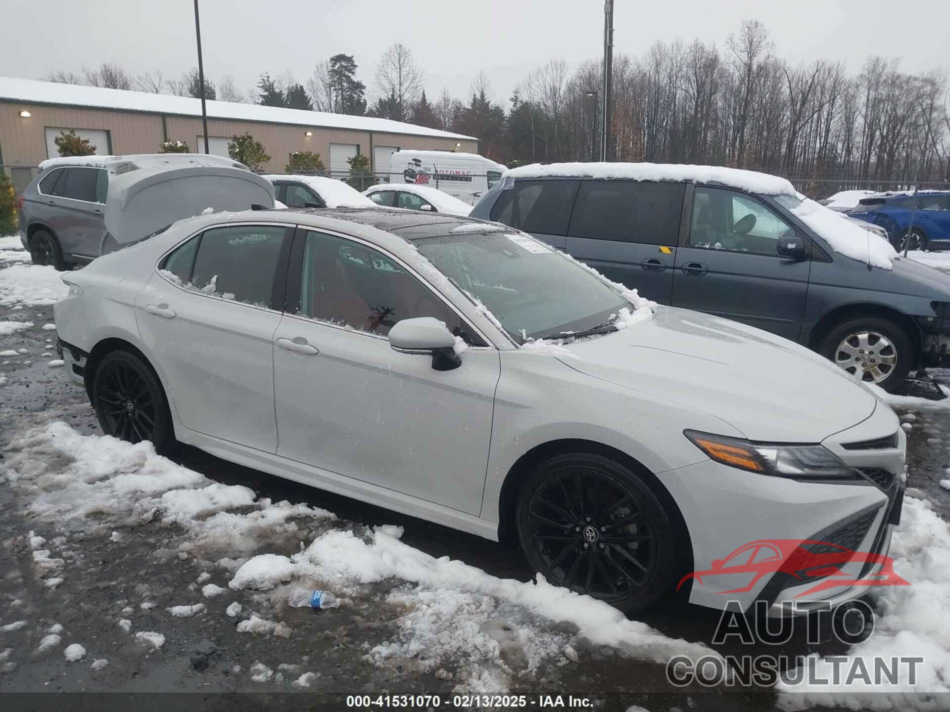TOYOTA CAMRY 2023 - 4T1K61BK0PU081852