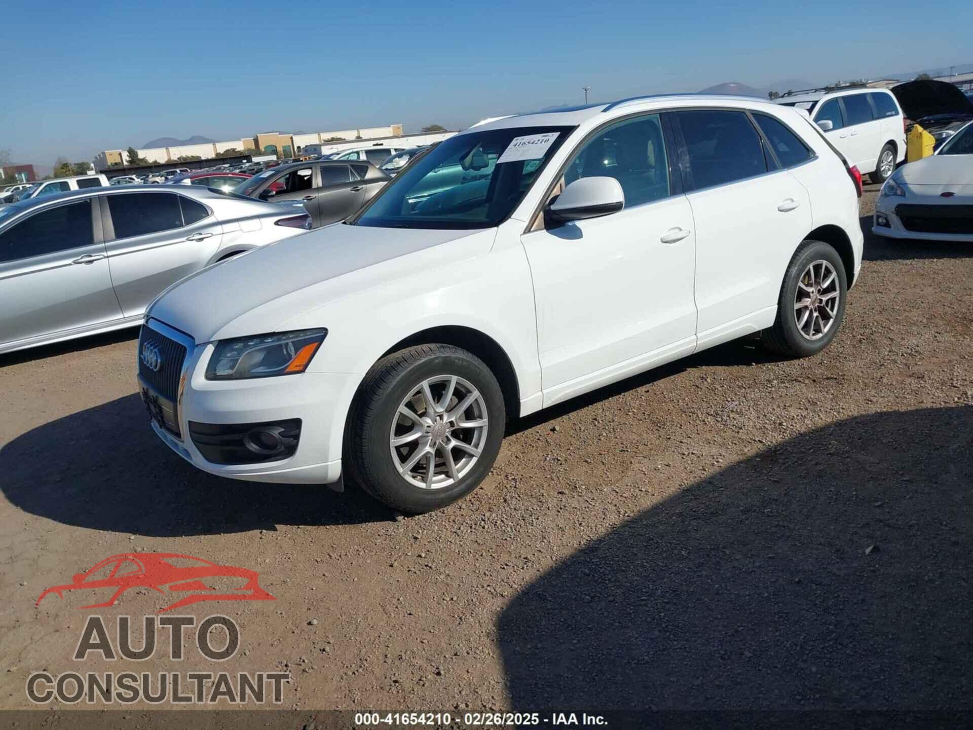 AUDI Q5 2012 - WA1LFAFP1CA025875