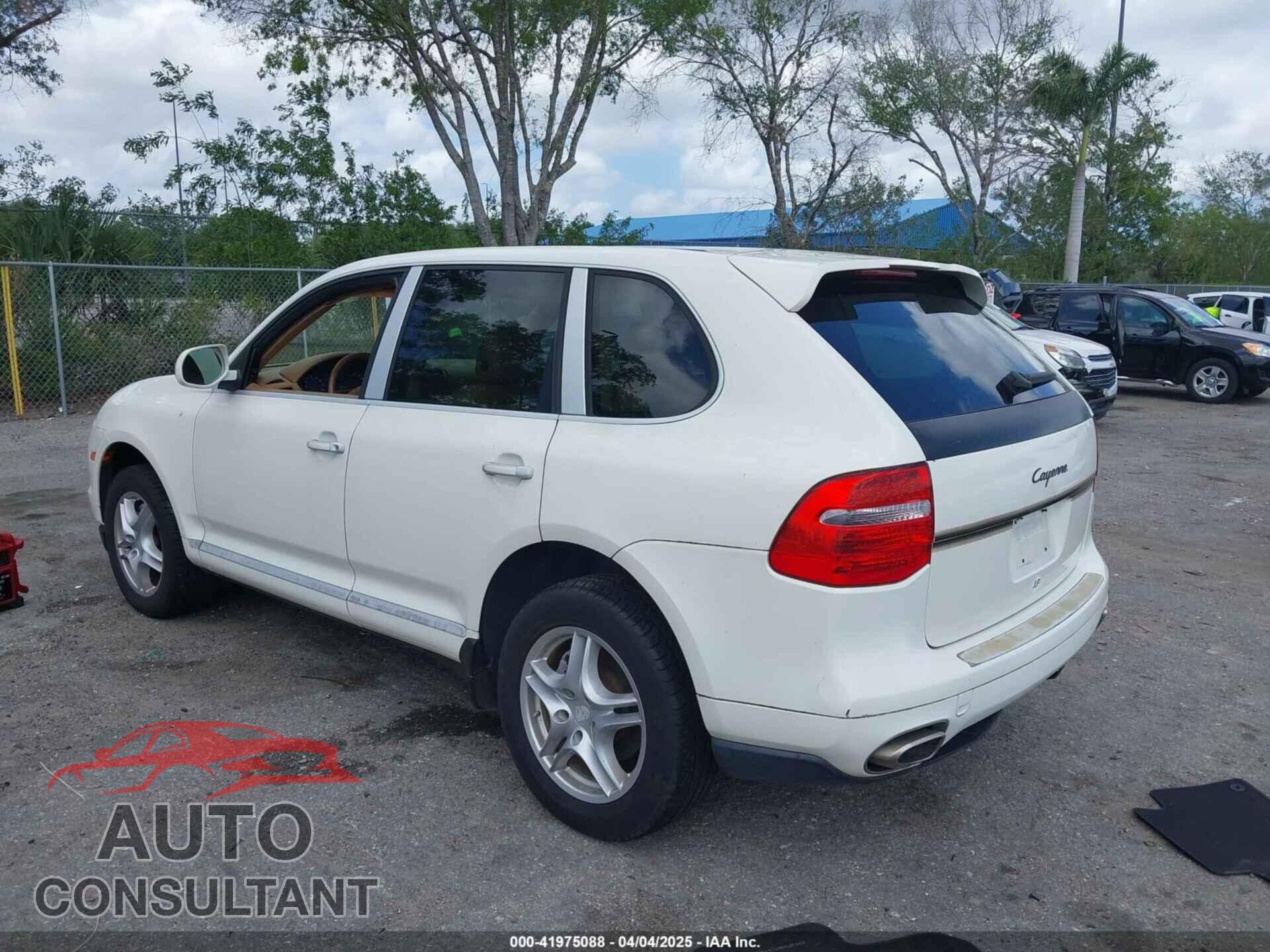 PORSCHE CAYENNE 2010 - WP1AA2AP6ALA07199