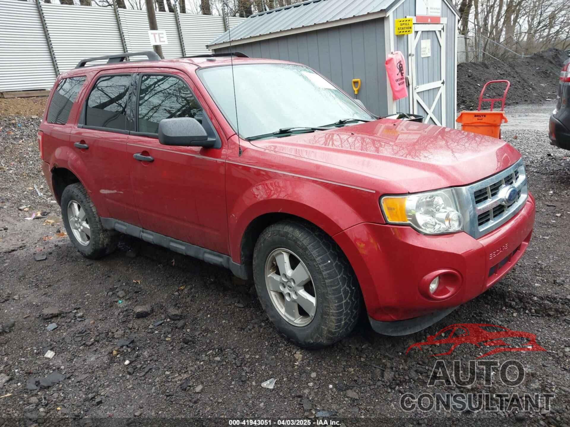 FORD ESCAPE 2010 - 1FMCU9DG1AKA15430