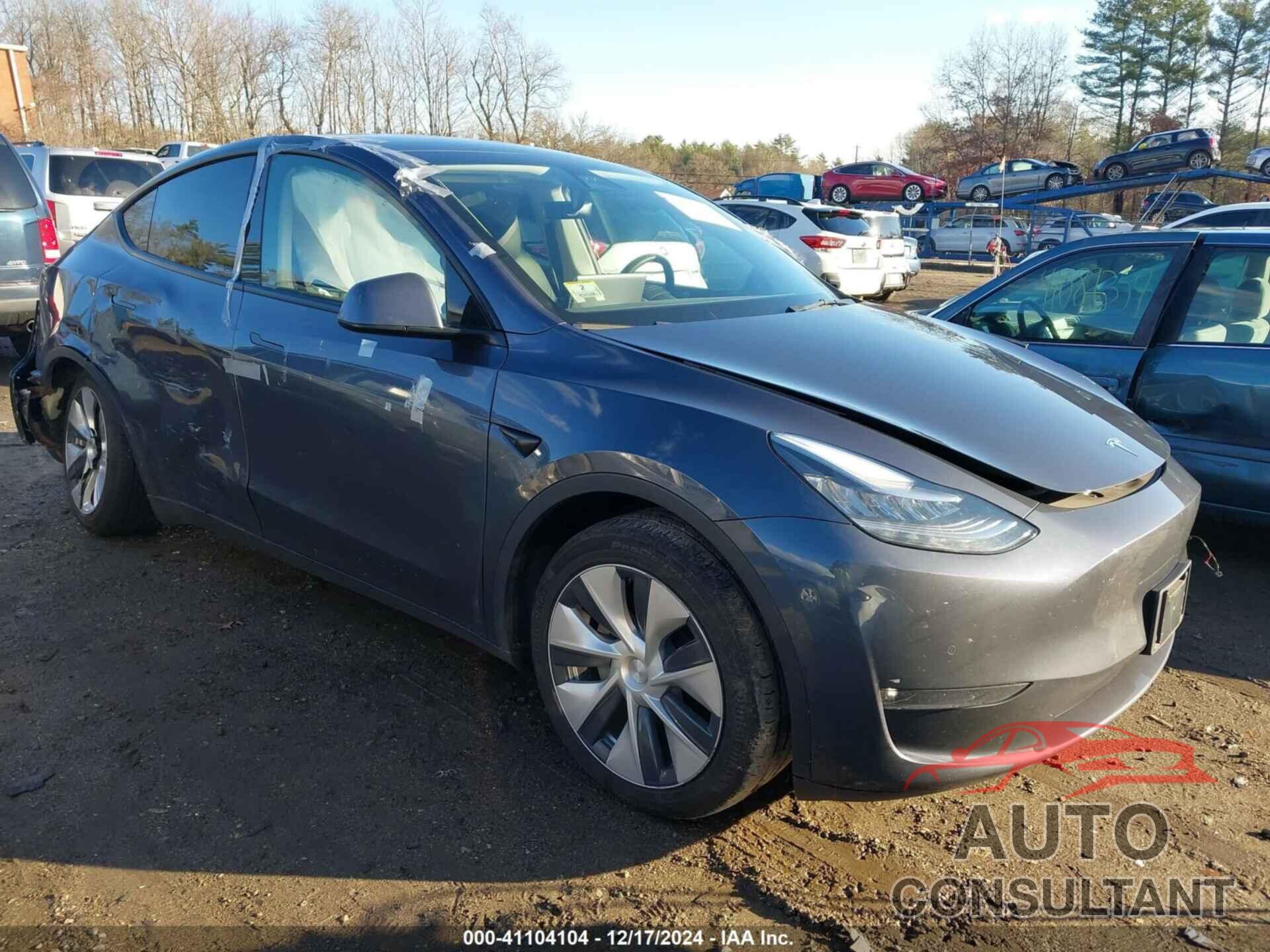 TESLA MODEL Y 2021 - 5YJYGDEE7MF110514