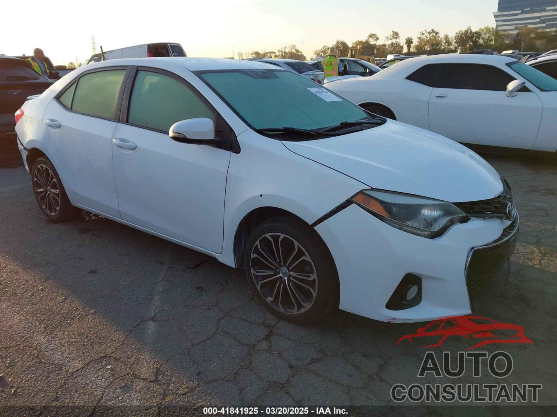 TOYOTA COROLLA 2015 - 5YFBURHE0FP360398