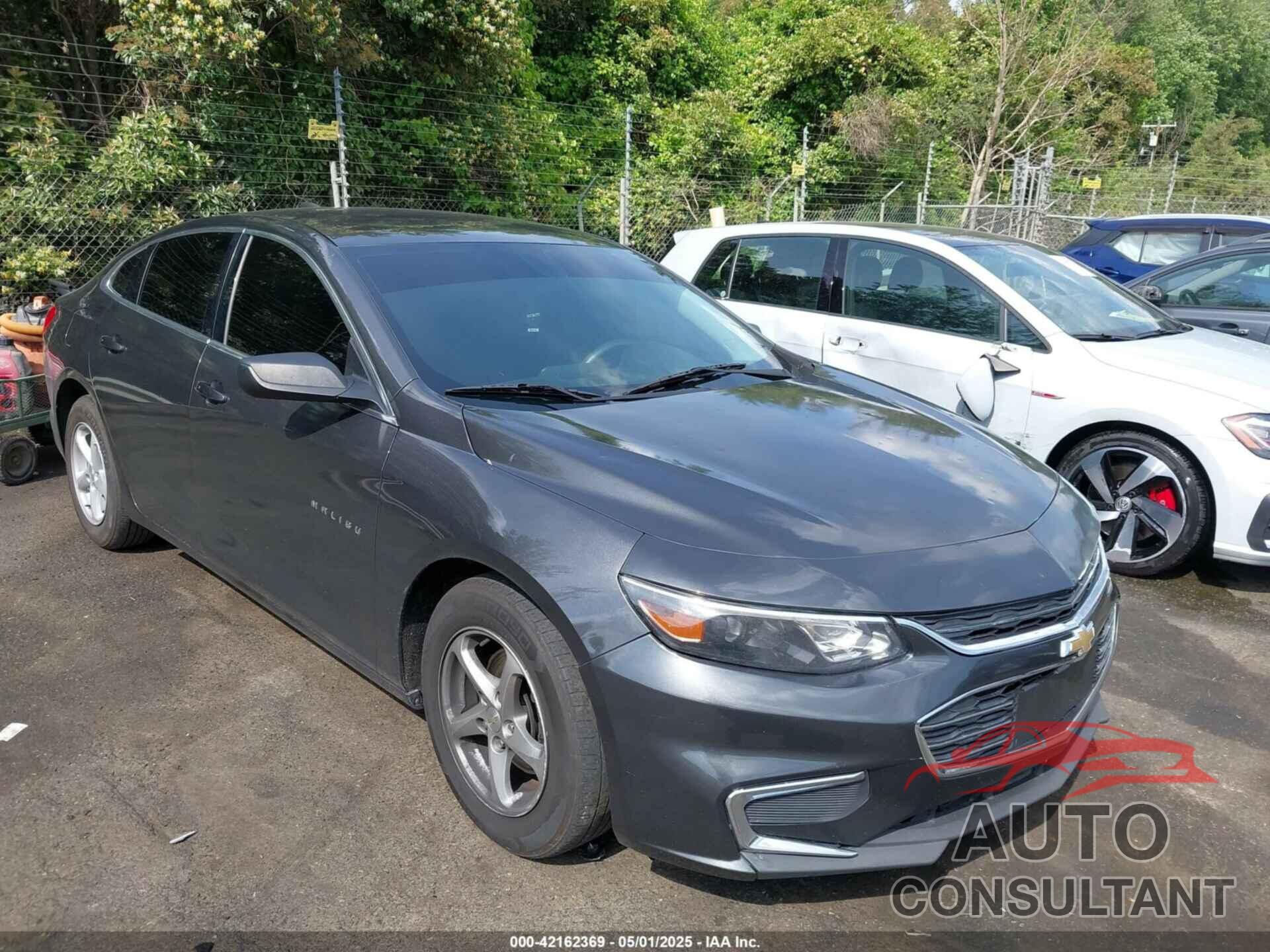 CHEVROLET MALIBU 2017 - 1G1ZB5ST4HF196404
