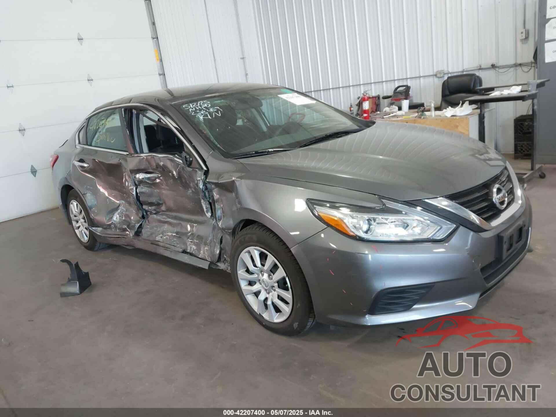 NISSAN ALTIMA 2017 - 1N4AL3AP9HC255108