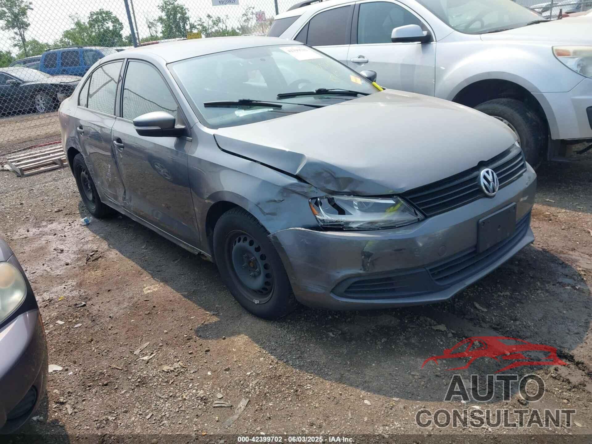 VOLKSWAGEN JETTA 2011 - 3VWDZ7AJ6BM346235