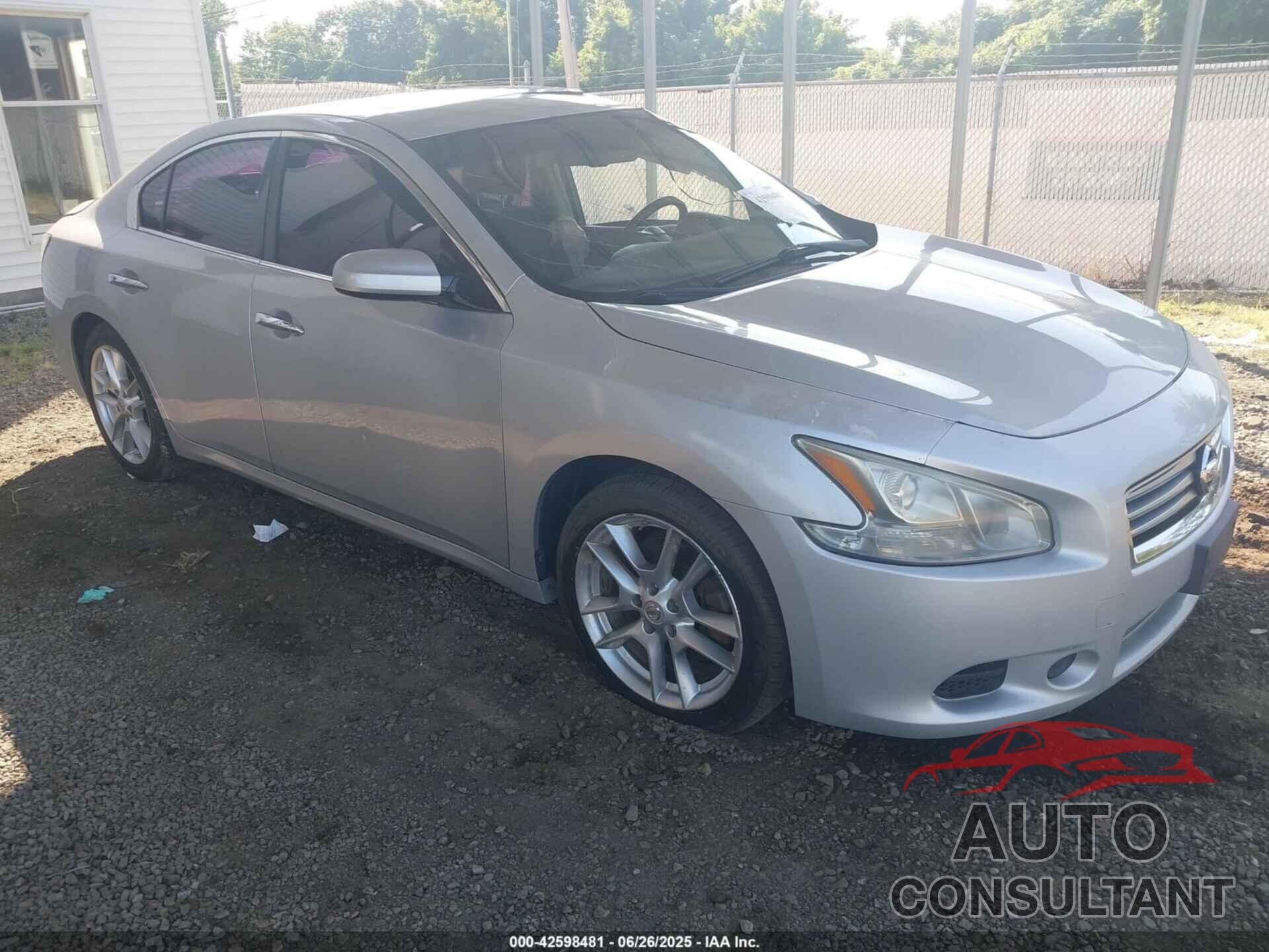 NISSAN MAXIMA 2013 - 1N4AA5AP5DC818554