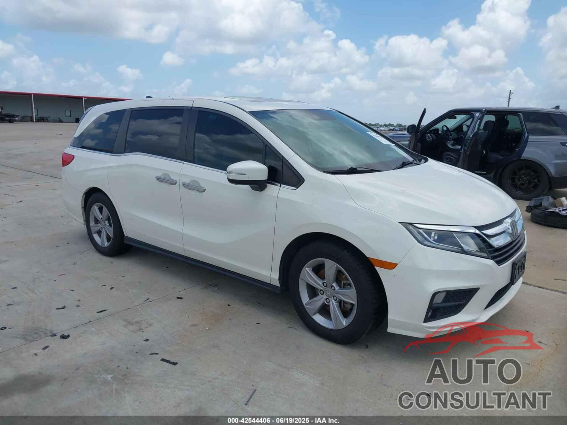 HONDA ODYSSEY 2019 - 5FNRL6H73KB068042