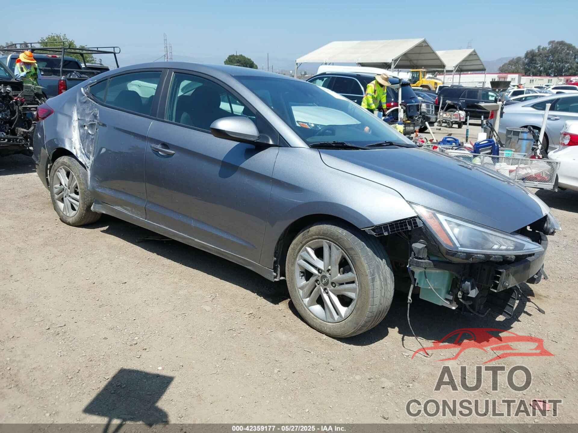 HYUNDAI ELANTRA 2019 - KMHD84LF4KU862789