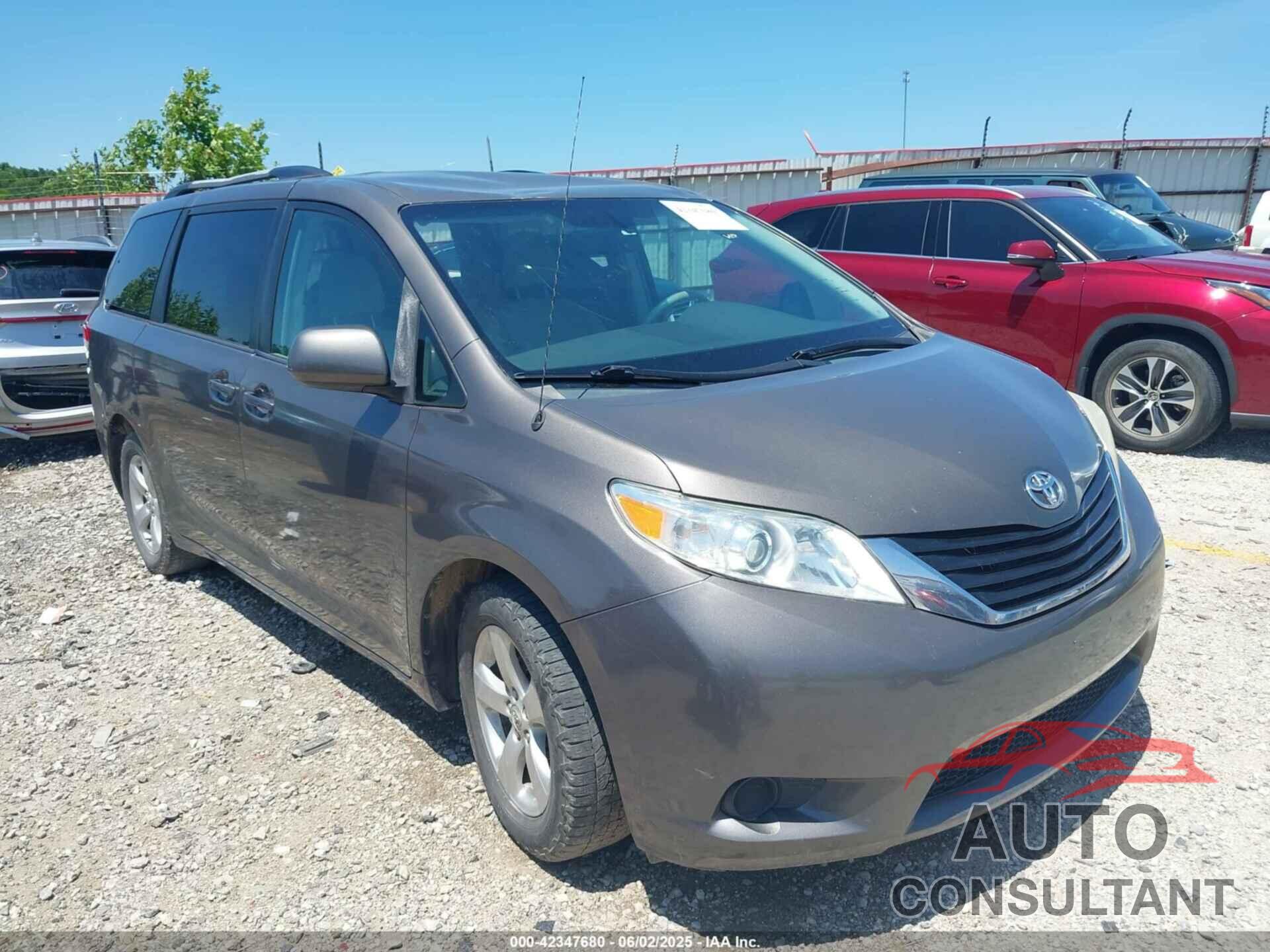 TOYOTA SIENNA 2011 - 5TDKK3DC9BS011541