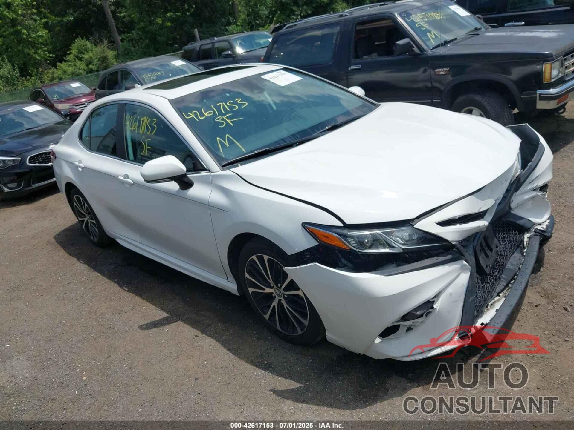 TOYOTA CAMRY 2019 - 4T1B11HK5KU761938