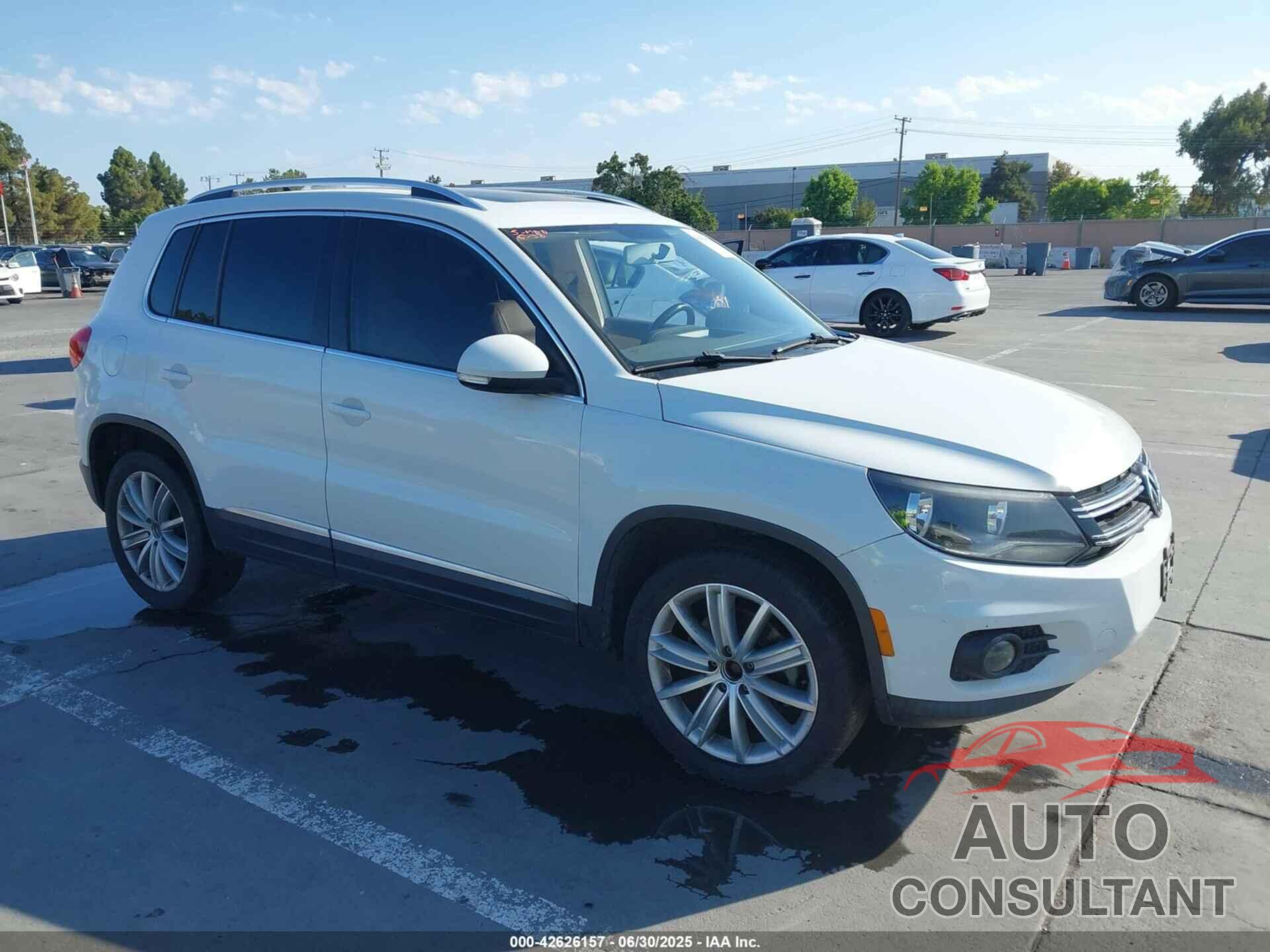VOLKSWAGEN TIGUAN 2014 - WVGAV3AX2EW565031