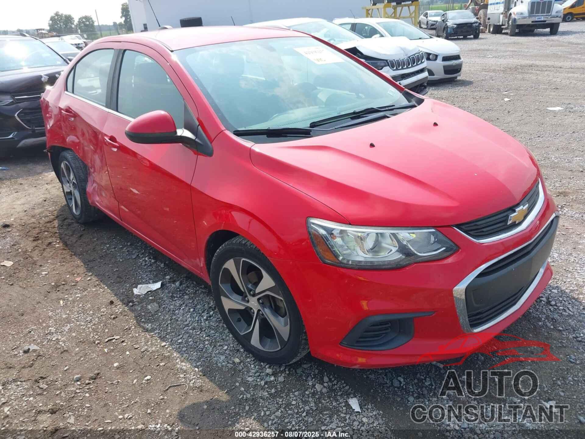 CHEVROLET SONIC 2017 - 1G1JF5SB2H4141437
