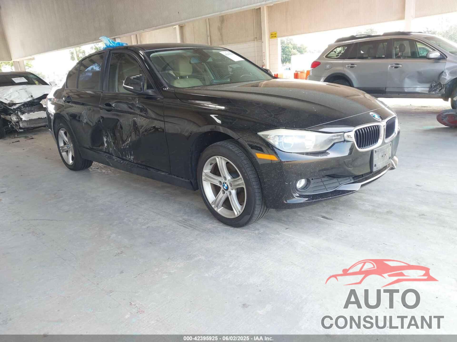 BMW 320I 2013 - WBA3C3C56DF982906