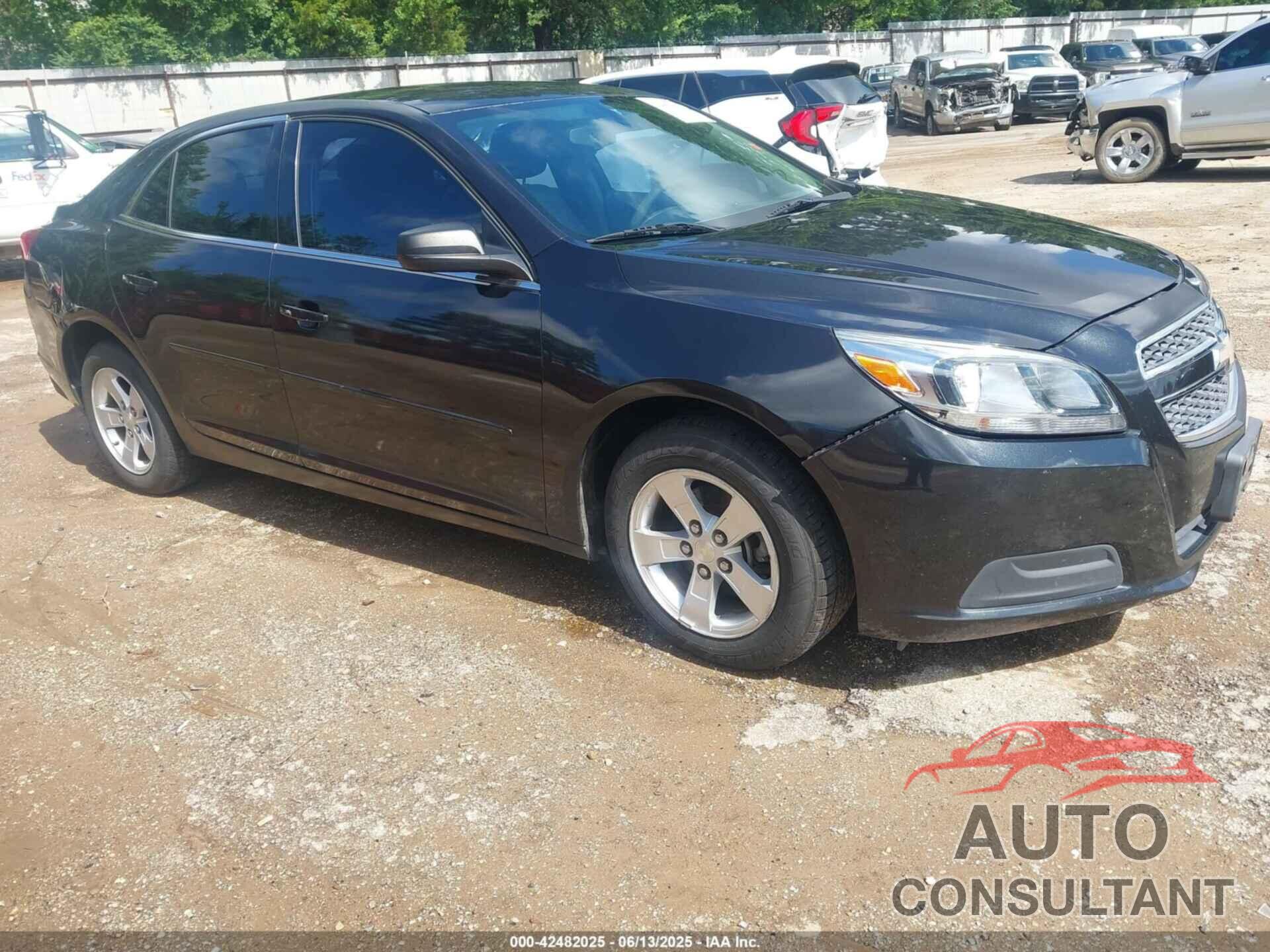 CHEVROLET MALIBU 2013 - 1G11B5SA8DF135725