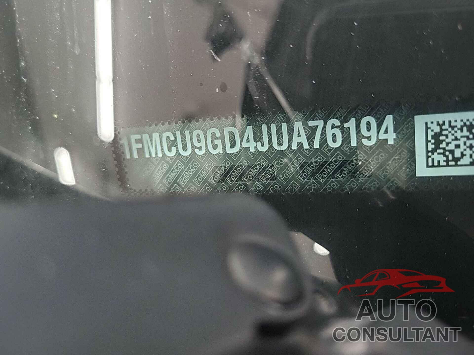 FORD ESCAPE 2018 - 1FMCU9GD4JUA76194