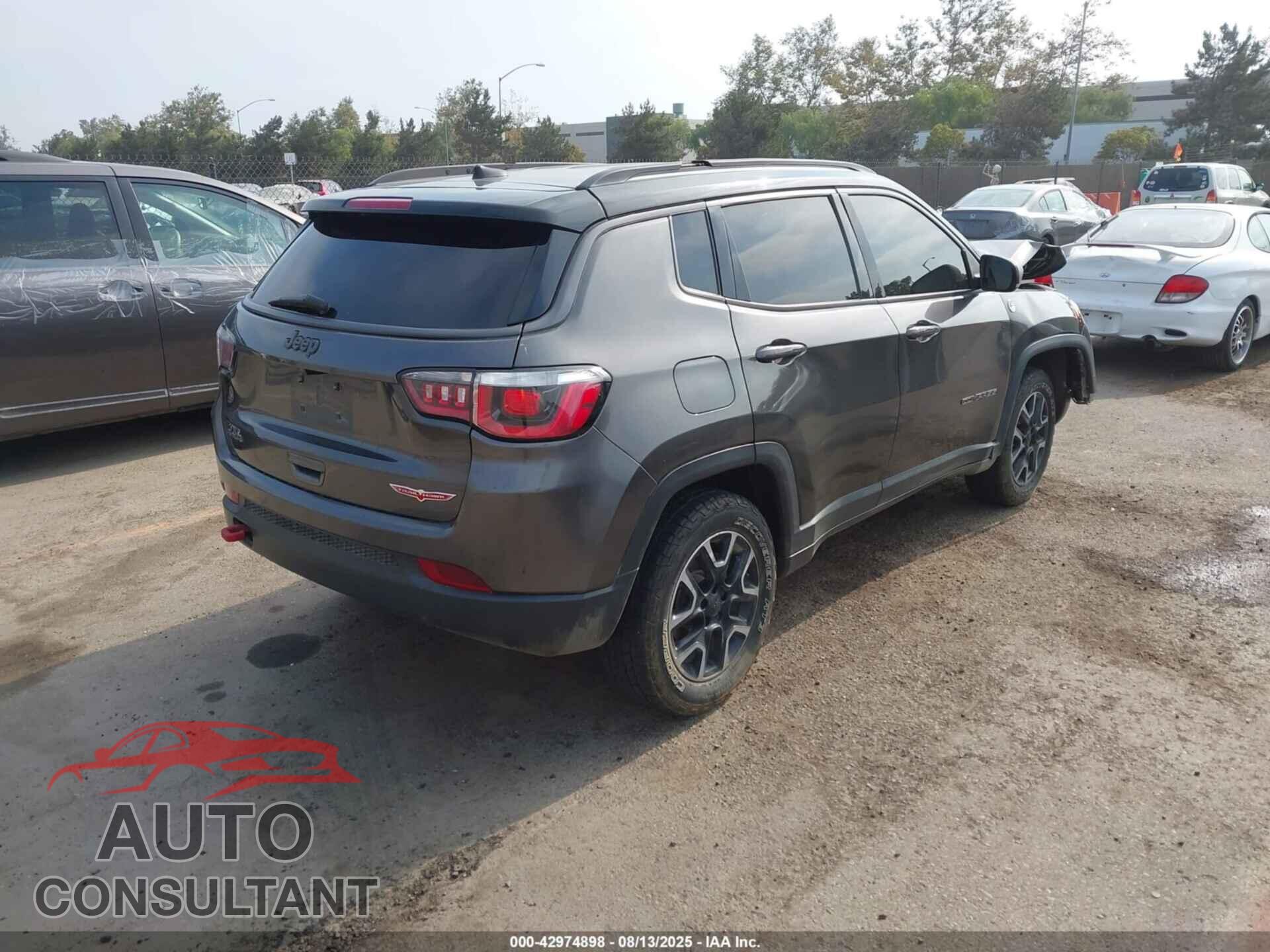 JEEP COMPASS 2019 - 3C4NJDDB4KT721966