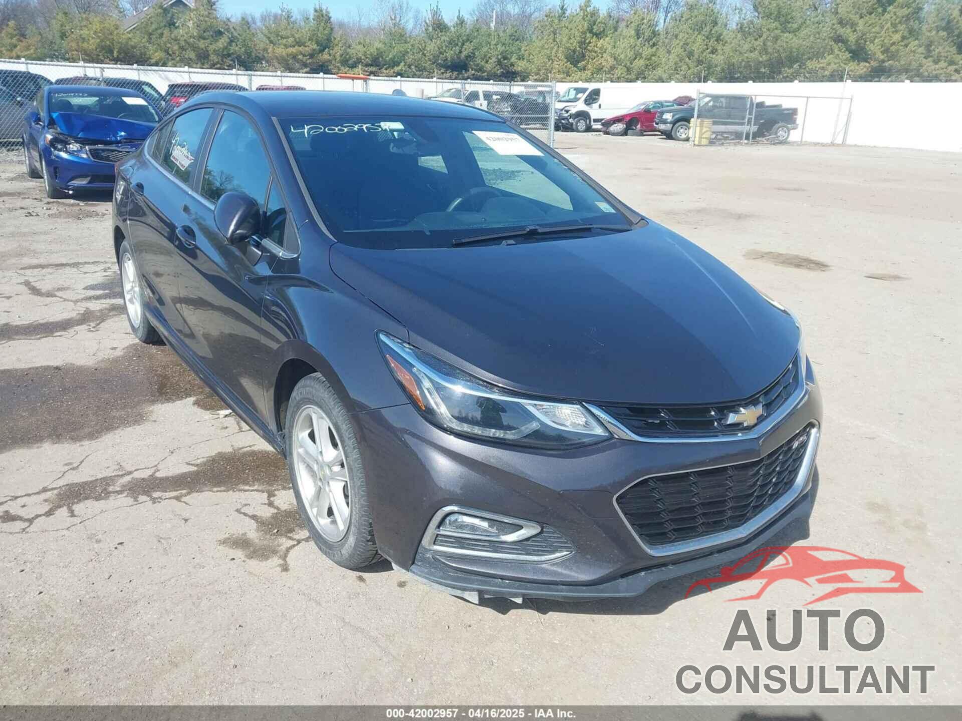 CHEVROLET CRUZE 2017 - 1G1BE5SM4H7180196