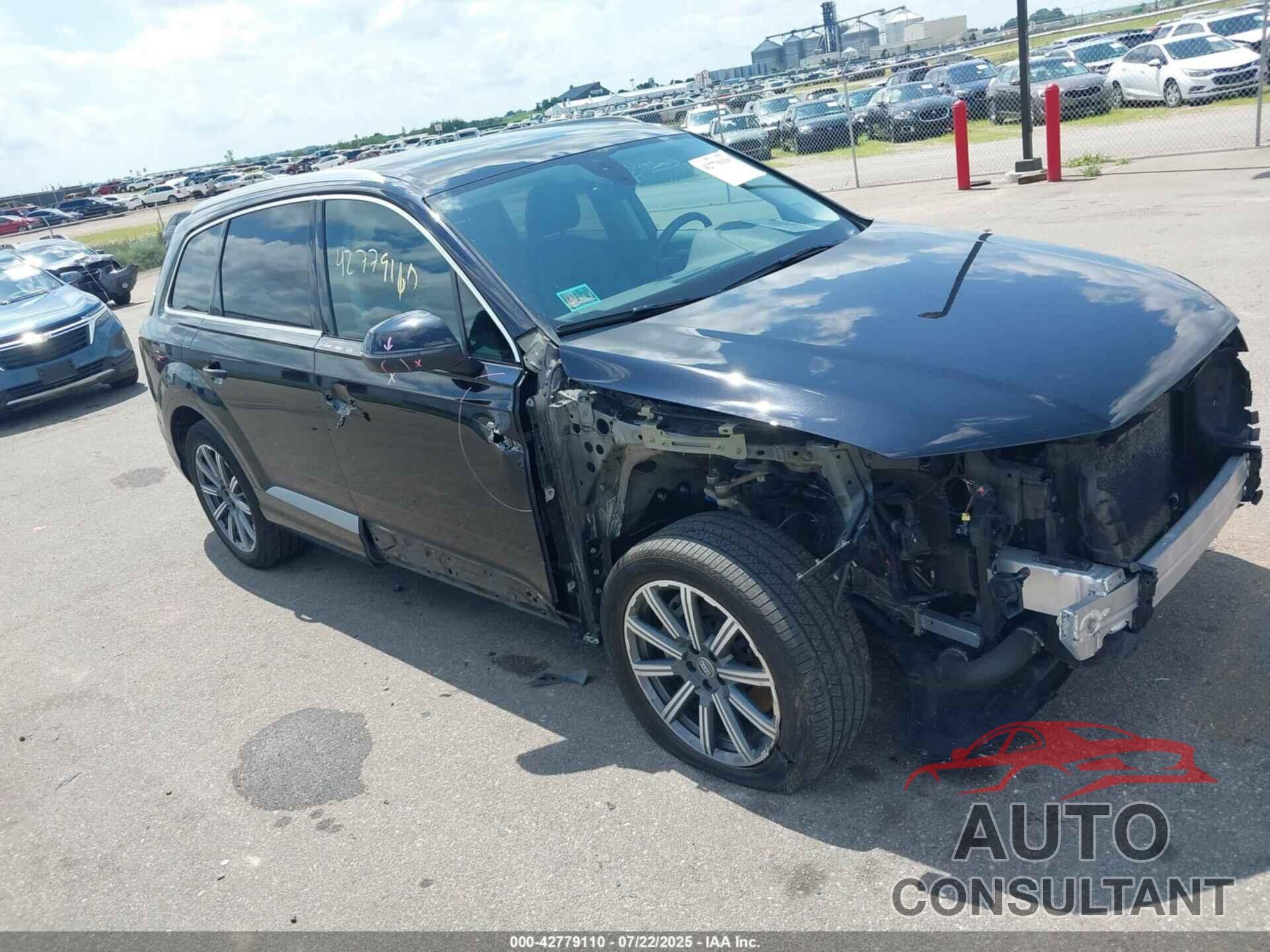 AUDI Q7 2018 - WA1LHAF74JD000393