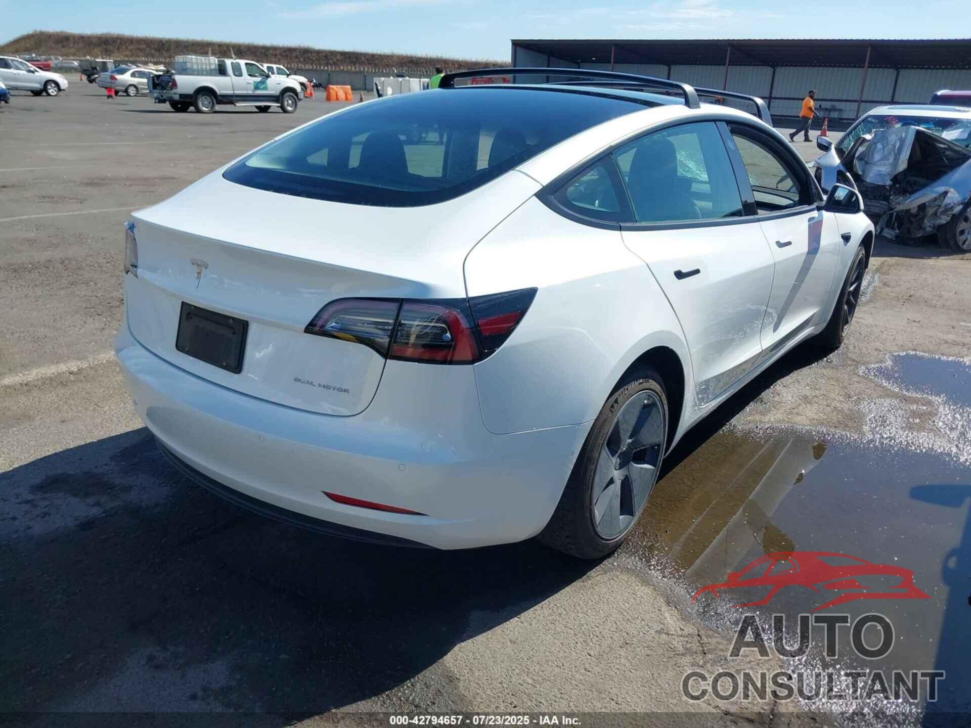 TESLA MODEL 3 2022 - 5YJ3E1EB3NF299846