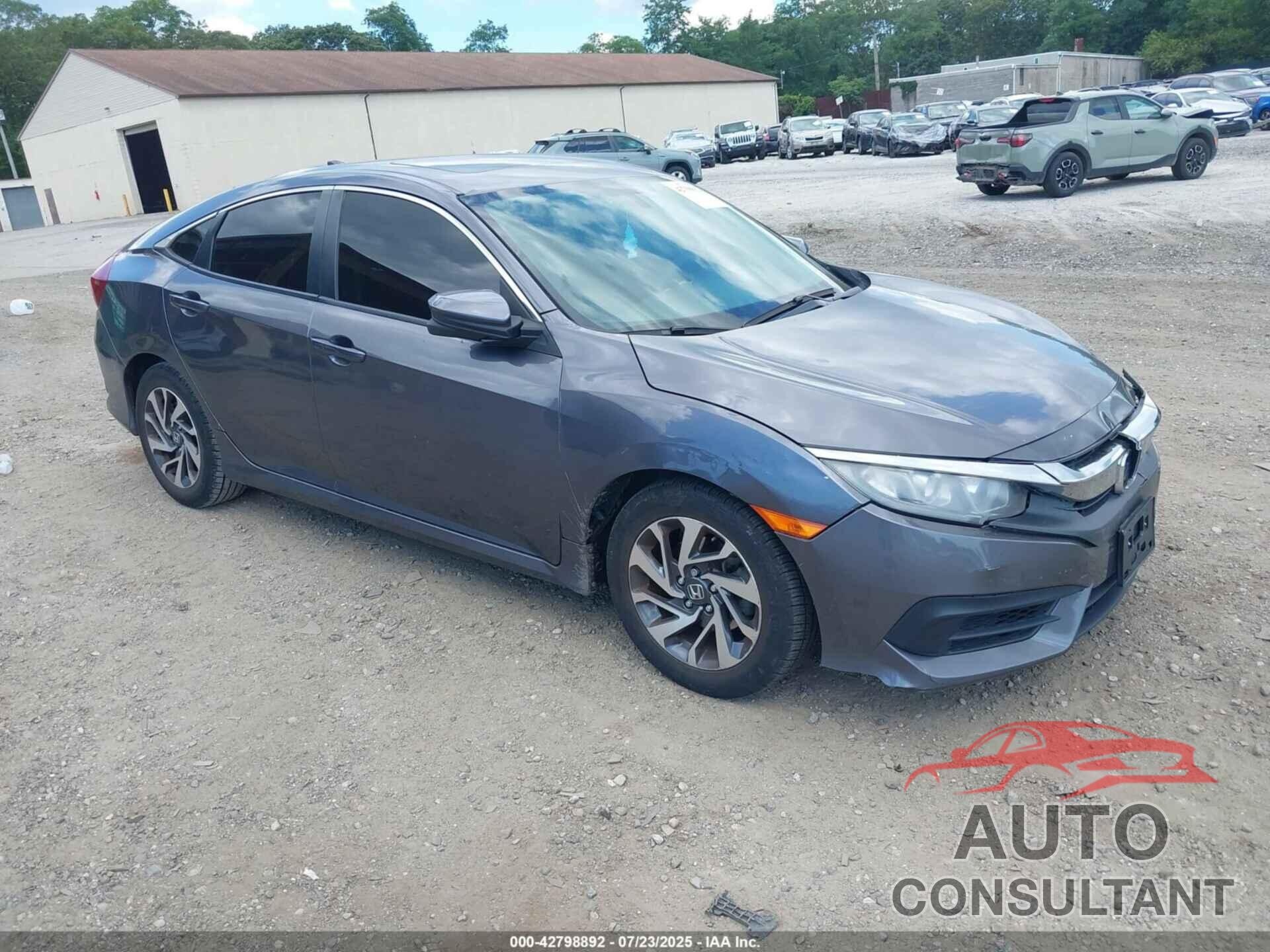 HONDA CIVIC 2018 - 2HGFC2F79JH529592
