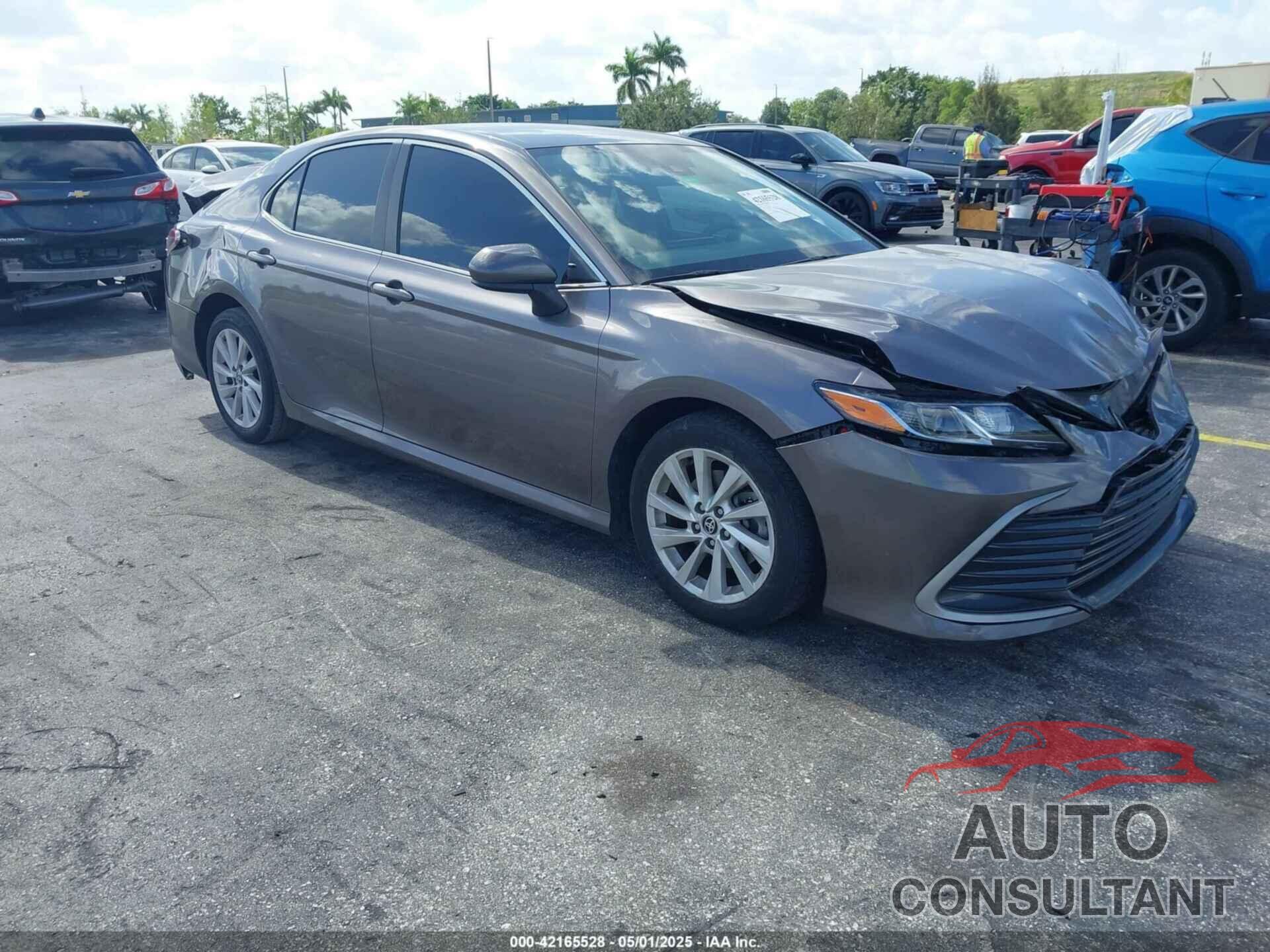 TOYOTA CAMRY 2023 - 4T1C11AK2PU080805