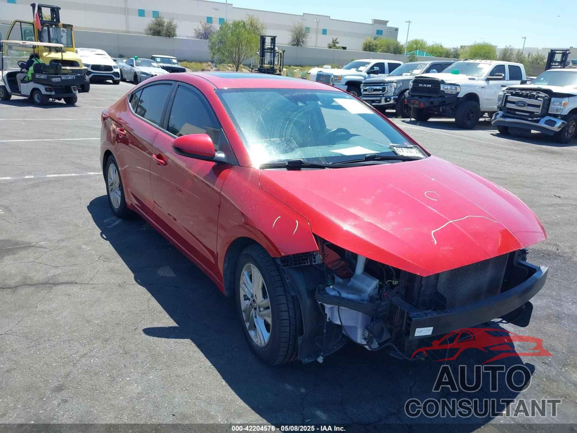 HYUNDAI ELANTRA 2019 - 5NPD84LF0KH455907