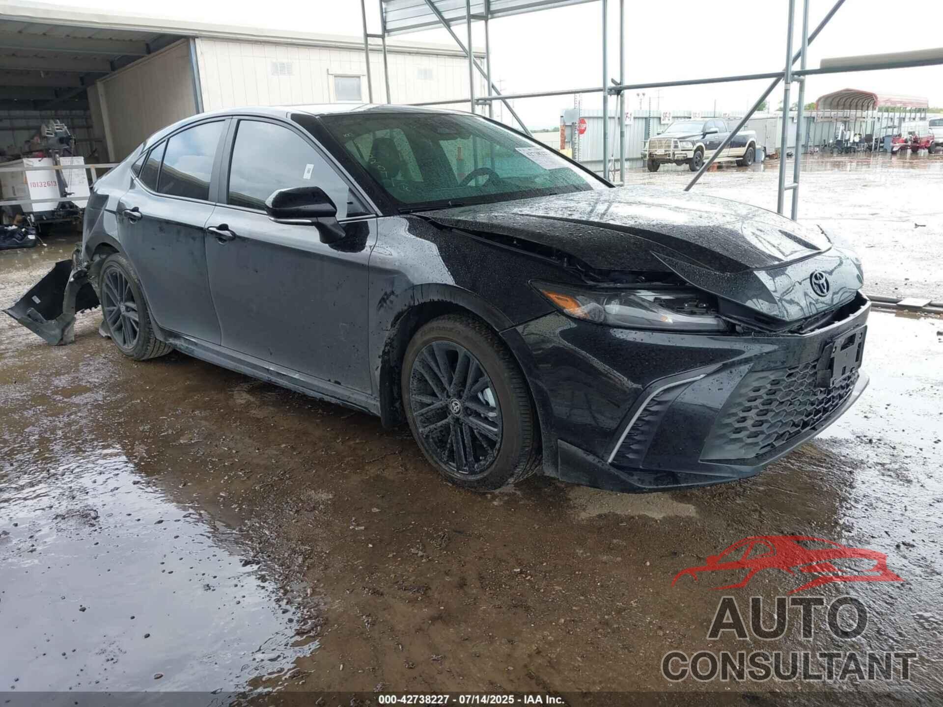 TOYOTA CAMRY 2025 - 4T1DAACK1SU082796