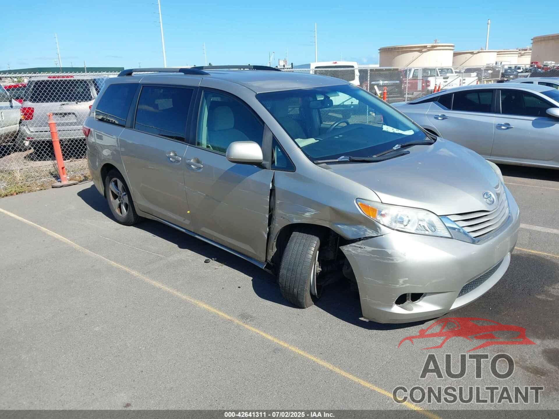 TOYOTA SIENNA 2016 - 5TDKK3DC3GS735927