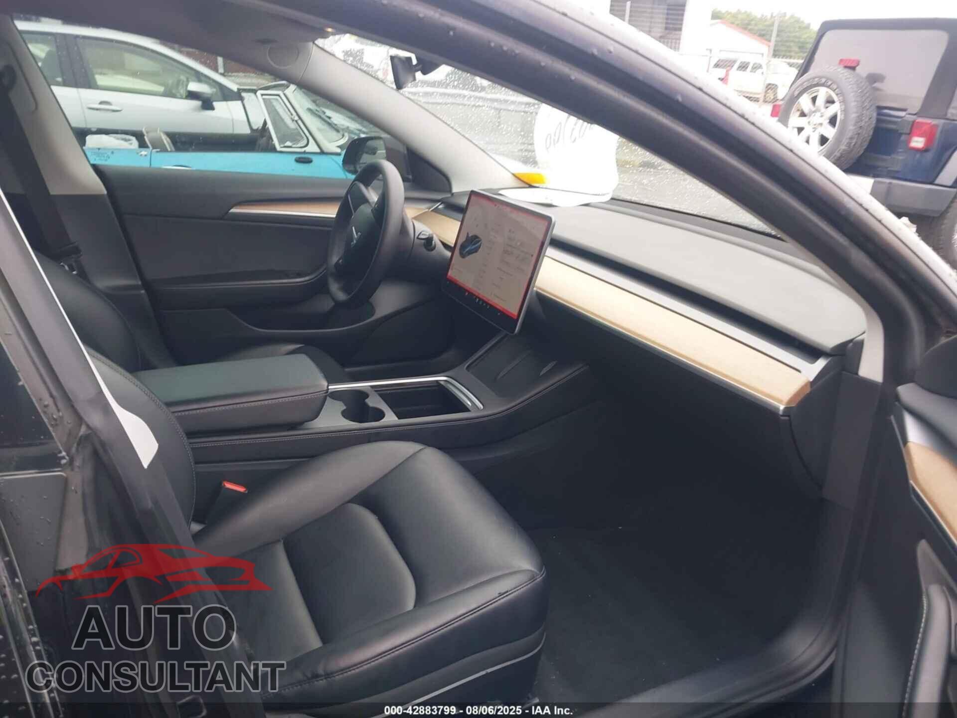 TESLA MODEL 3 2021 - 5YJ3E1EA1MF990699